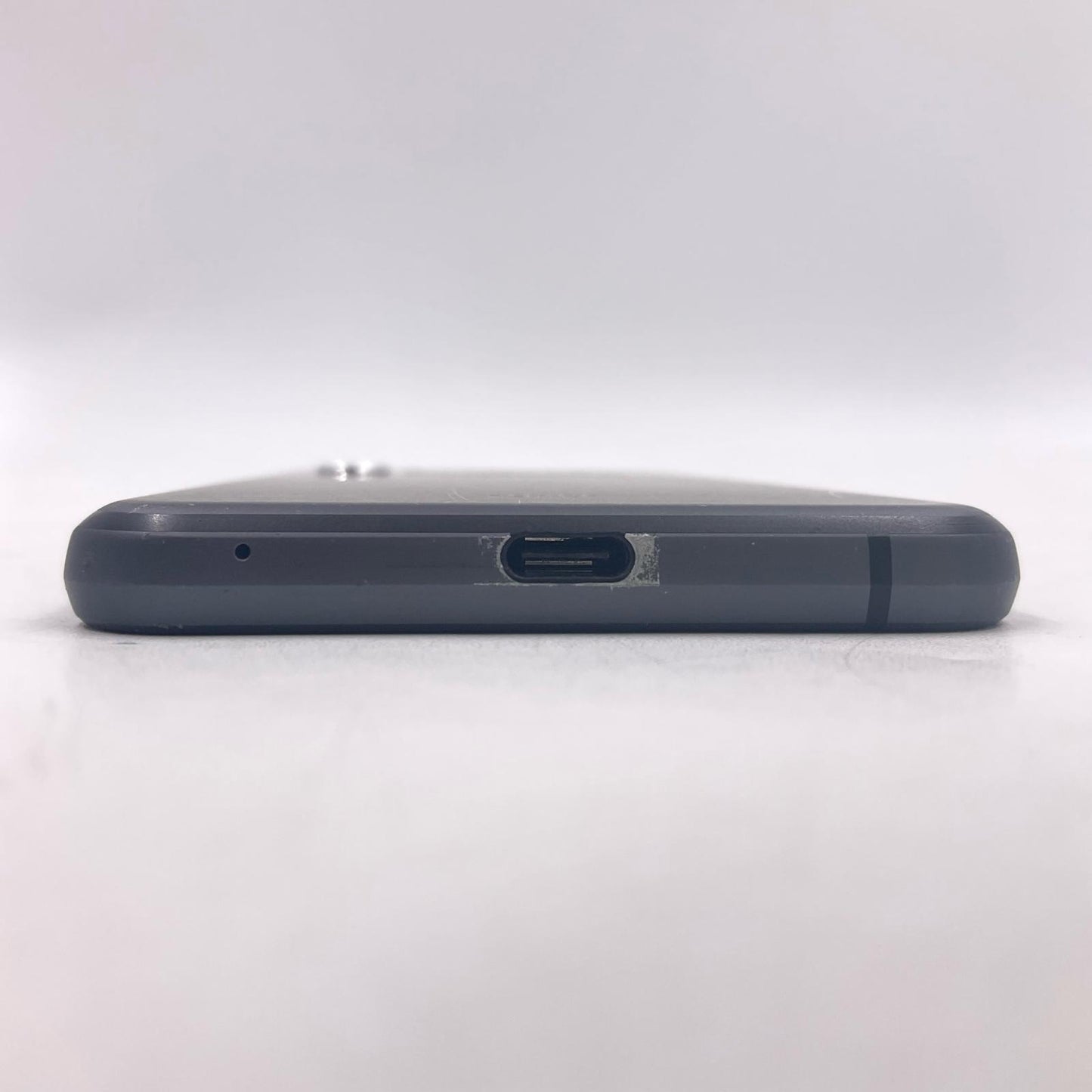 【全額返金保証】【最速発送】SHARP AQUOS sense3 64GB ブラック au SHV45 白ロム 動作確認済