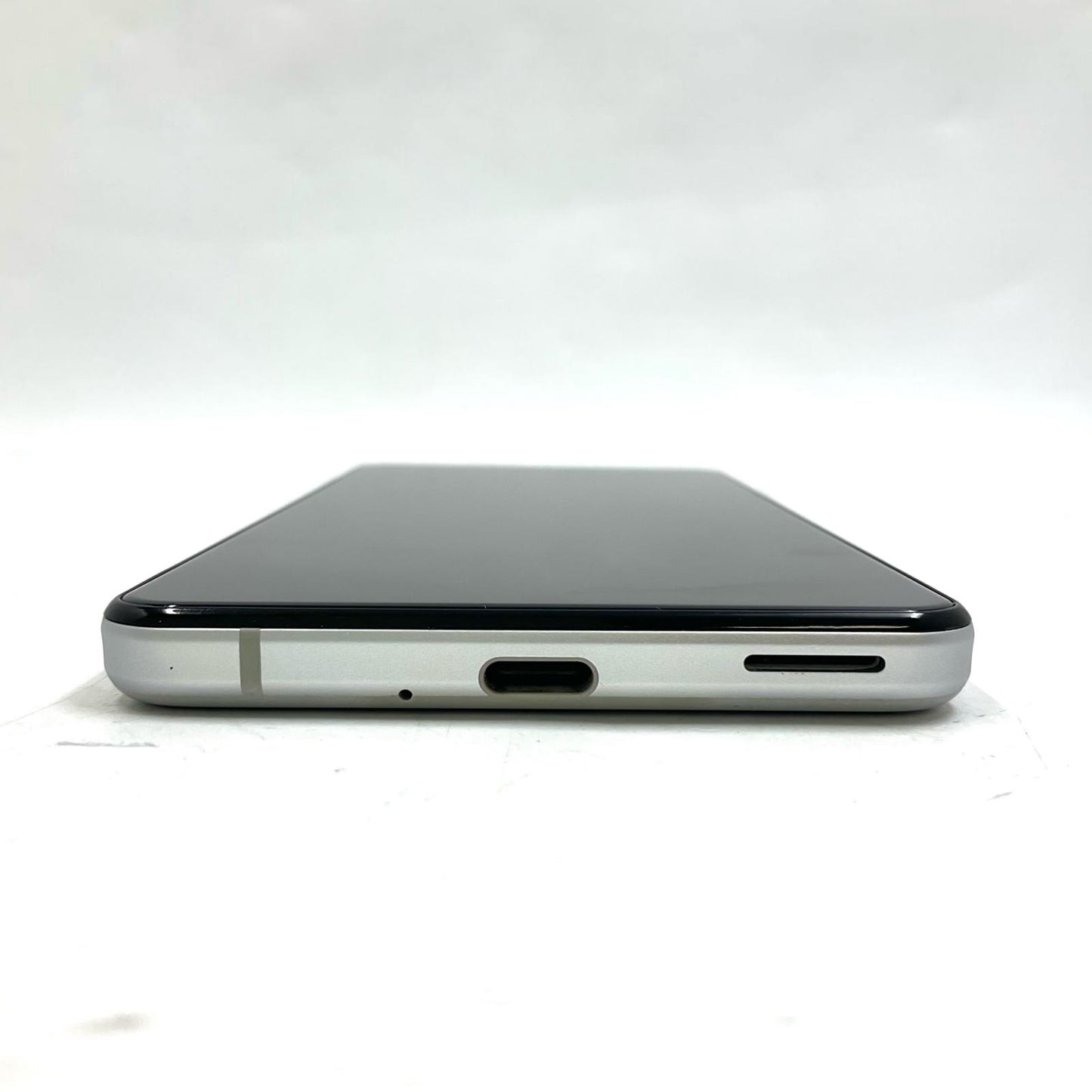 【全額返金保証】【最速発送】SHARP AQUOS sense 4 basic 64GB シルバー Softbank A003SH 白ロム 動作確認済