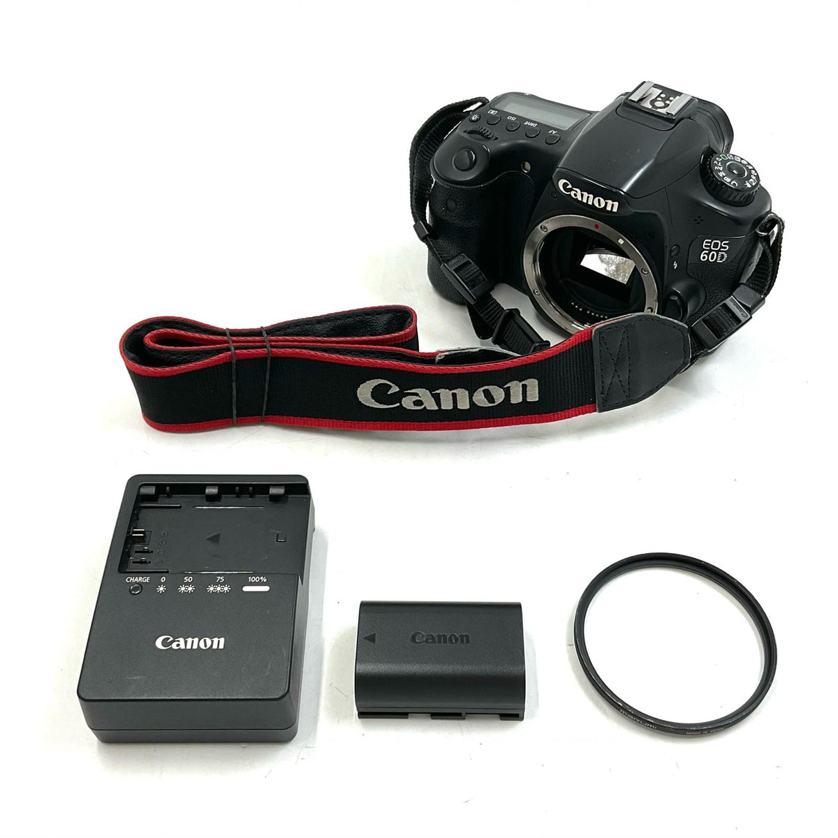 【全額返金保証】【最速発送】Canon デジタル一眼 EOS 60D EF-S18-135 IS レンズキット ブラック 動作確認済
