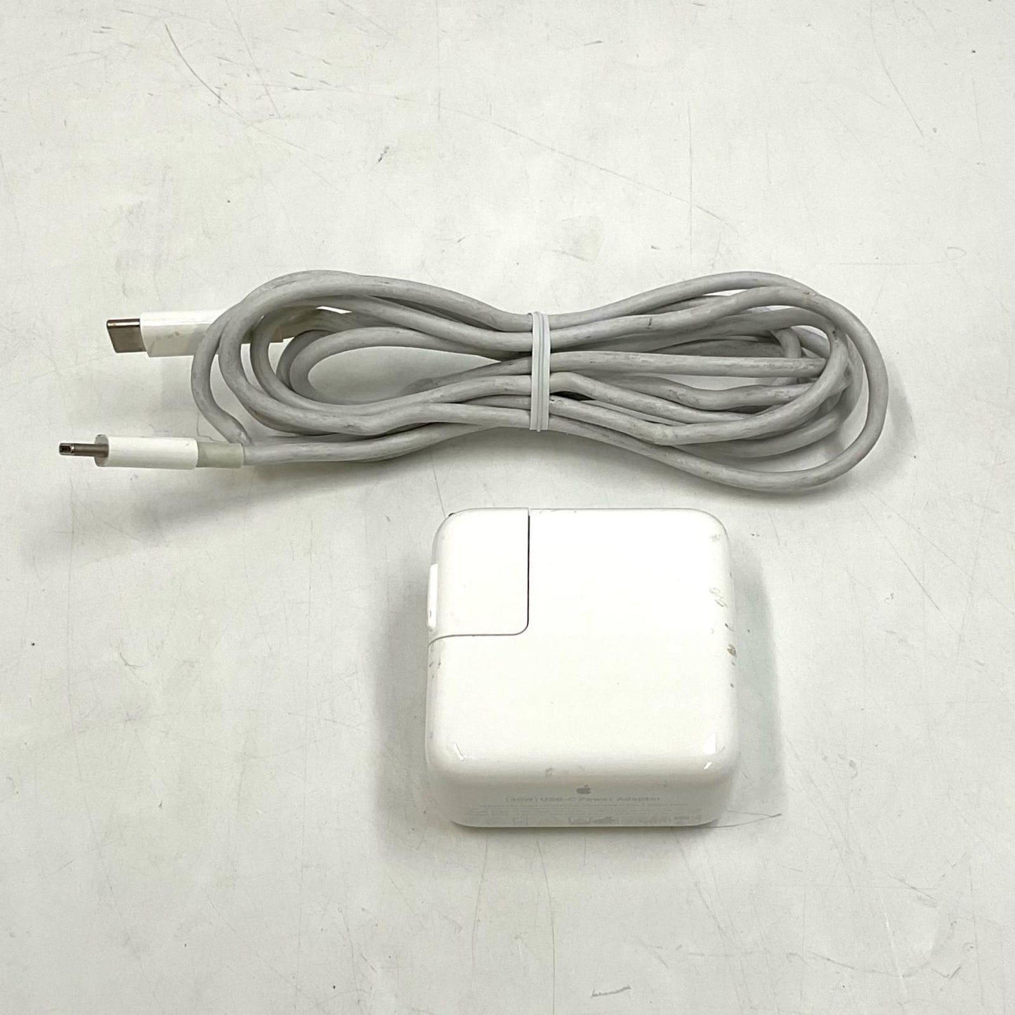 【最速発送】Apple MacBook Air 13.3インチ 2020 M1 8コア 8GB 256GB ゴールド 89%【難有】