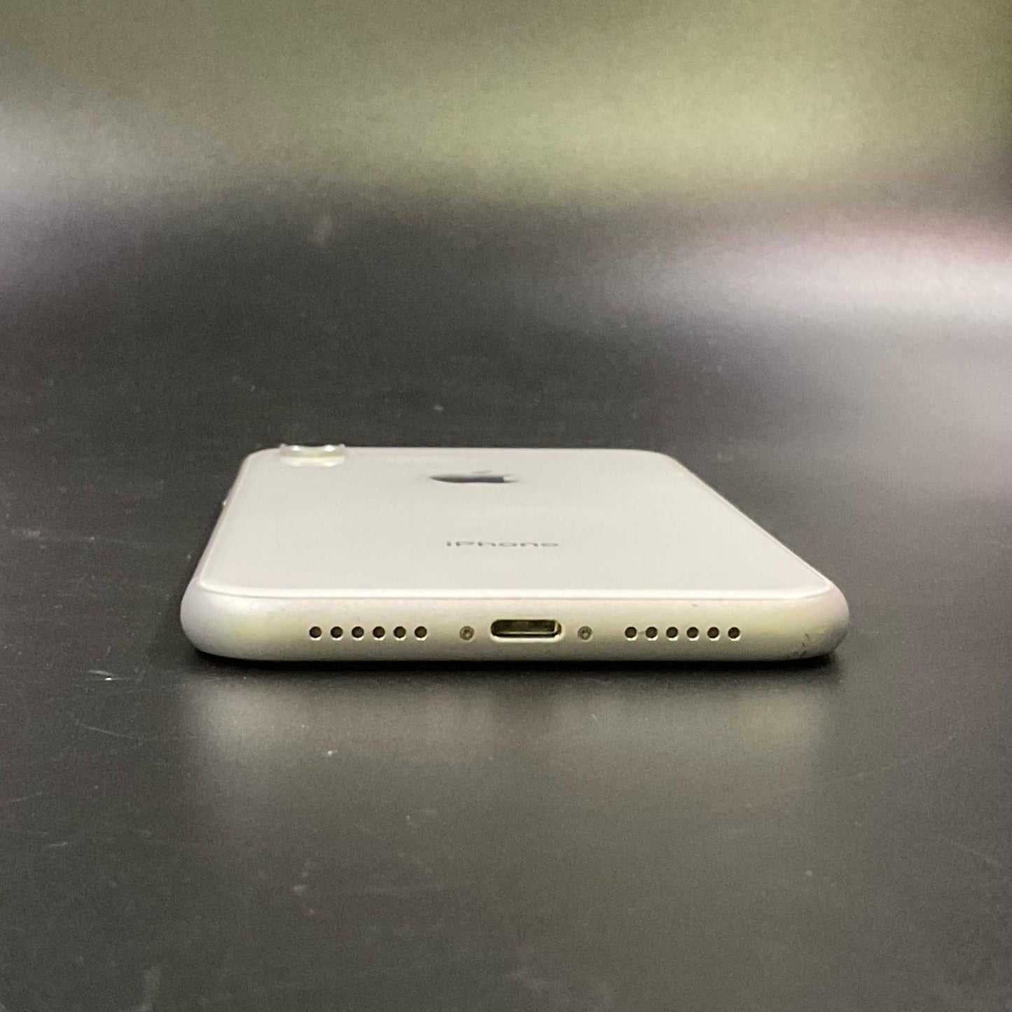 【全額返金保証】【最速発送】Apple iPhone iPhone XR 64GB ホワイト docomo 白ロム 美品 動作確認済 82%