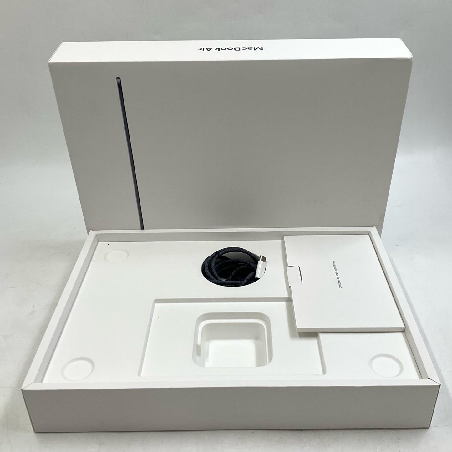 【全額返金保証】【最速発送】Apple MacBook Air 13インチ 2022 Apple M2 8GB 256GB ミッドナイト 93% 美品 動作確認済