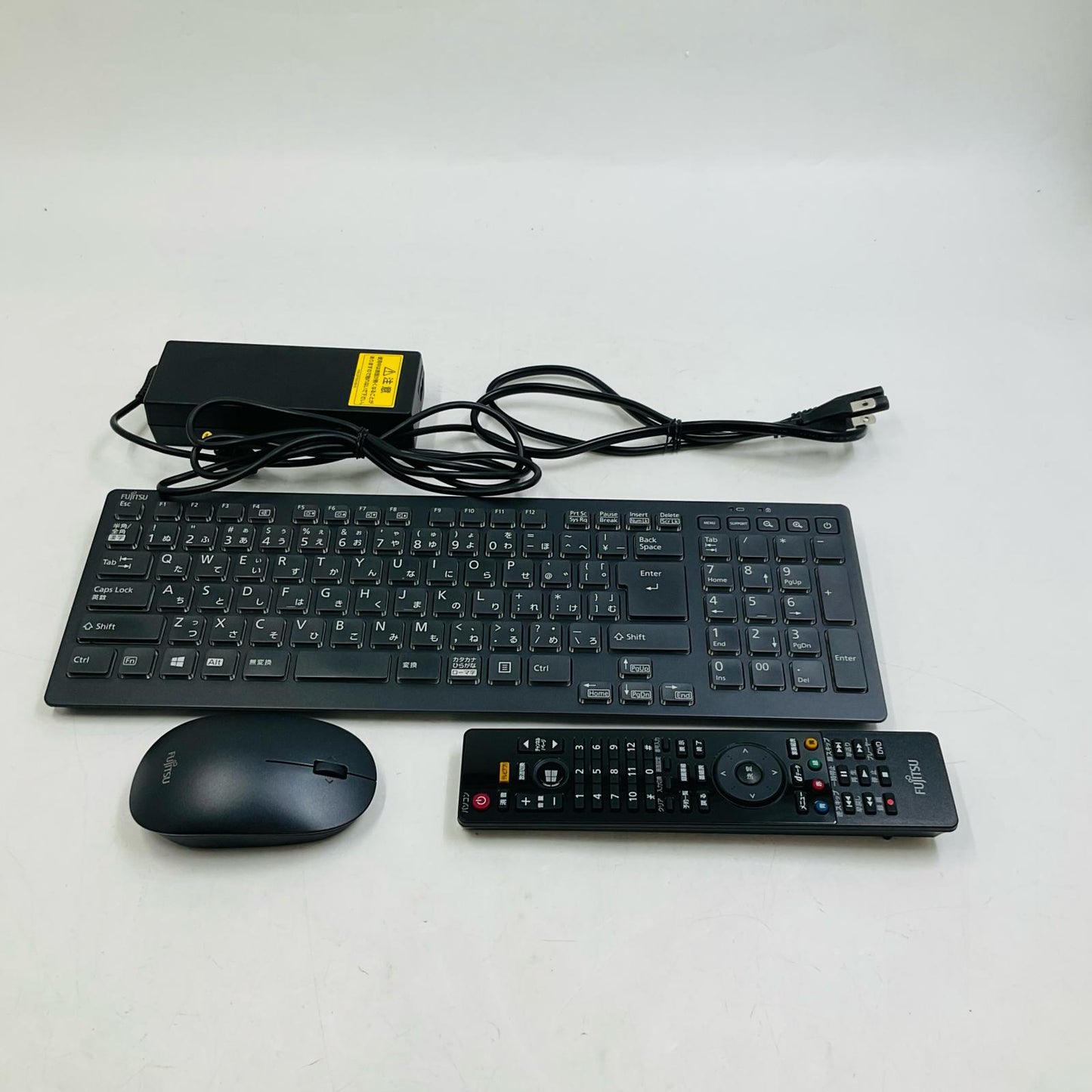 【全額返金保証】【最速発送】FUJITSU FMV ESPRIMO FH93/B3 FMVF93B3BZ i7 7700HQ 2.80GHz 16GB HDD 3TB 美品 動作確認済