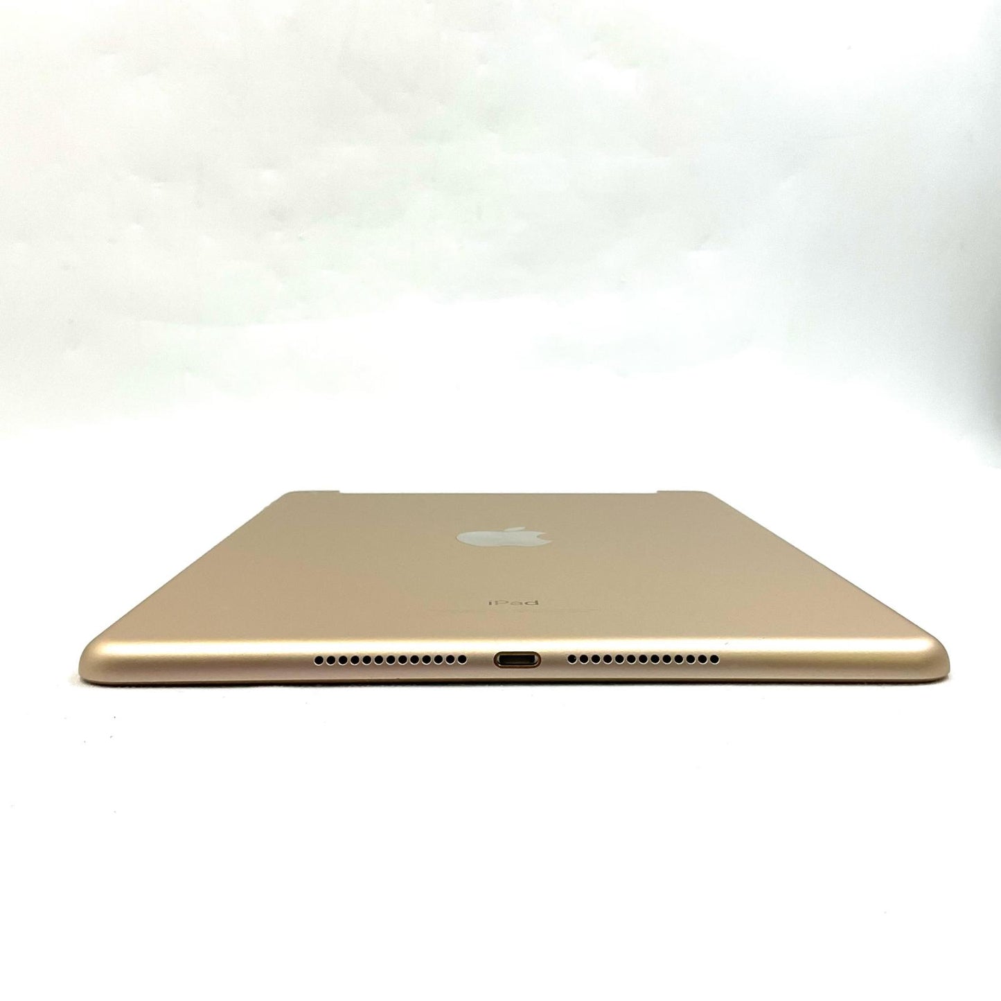 【全額返金保証】【最速発送】Apple iPad iPad 9.7インチ 第5世代 32GB 32GB ゴールド WiFi+Cellular au SIMフリー 白ロム 美品 動作確認済