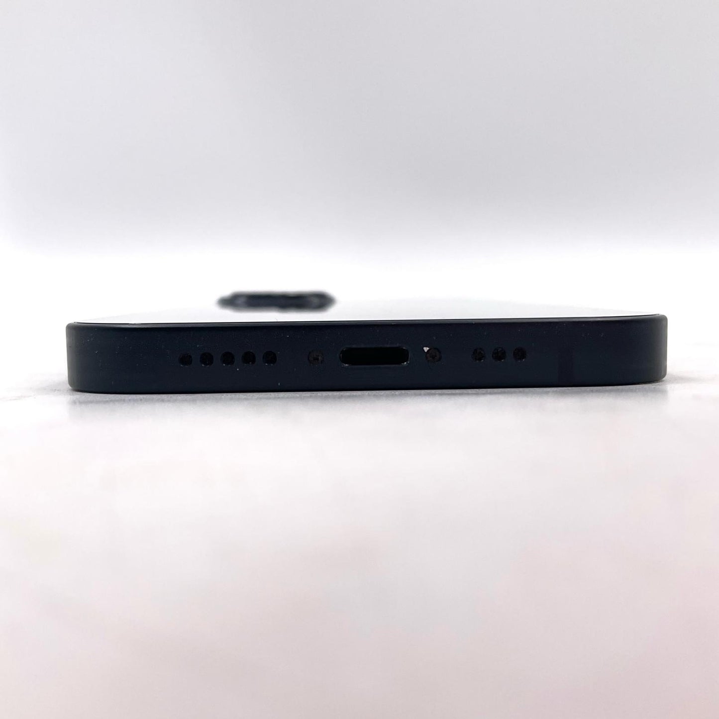 【全額返金保証】【最速発送】Apple iPhone iPhone 13 128GB ミッドナイト au SIMフリー 白ロム 美品 動作確認済 83%