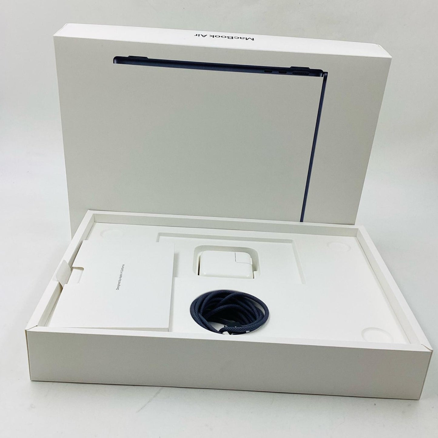 【全額返金保証】【最速発送】Apple MacBook Air 13.6インチ 2022 Apple M2 16GB 256GB ミッドナイト 90% 動作確認済