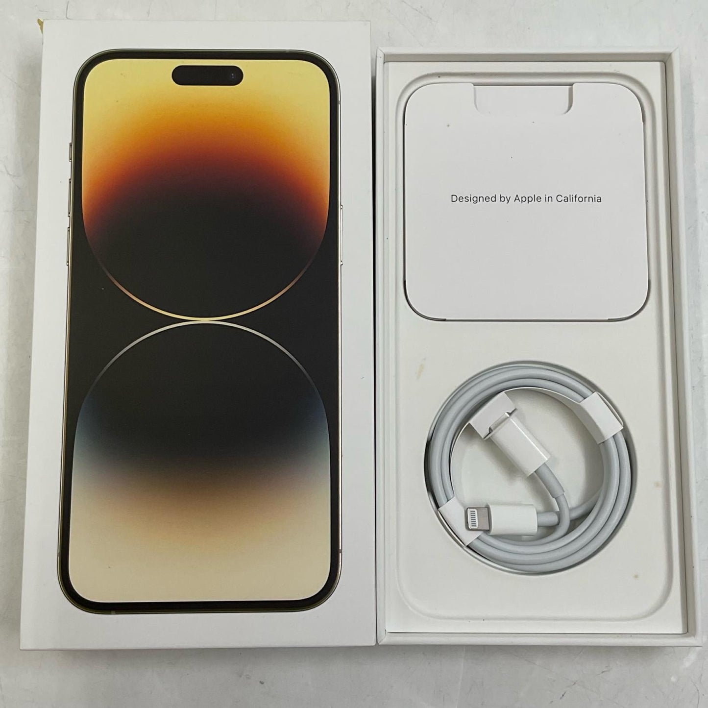 【全額返金保証】【最速発送】Apple iPhone iPhone 14 Pro Max 256GB ゴールド docomo 白ロム 動作確認済 78%