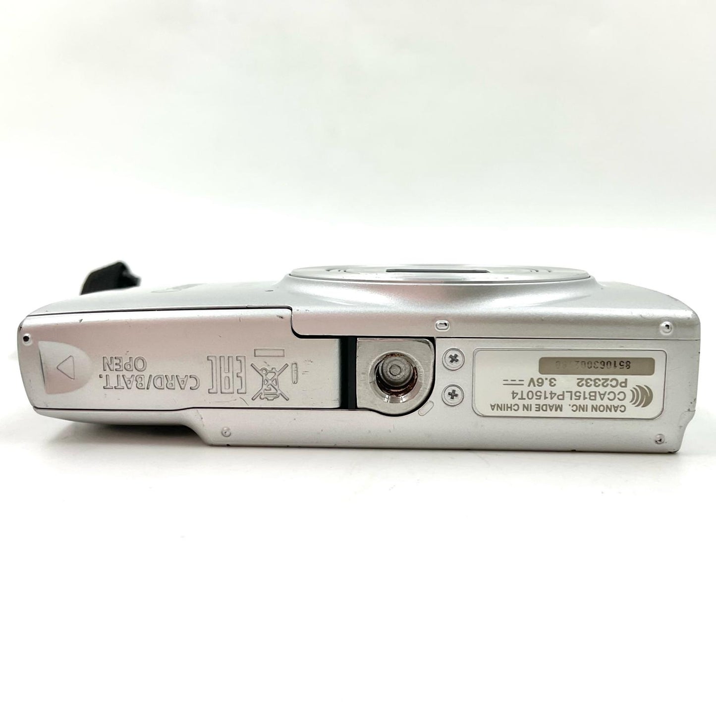 【全額返金保証】【最速発送】Canon コンパクトデジタルカメラ IXY 210 美品 動作確認済