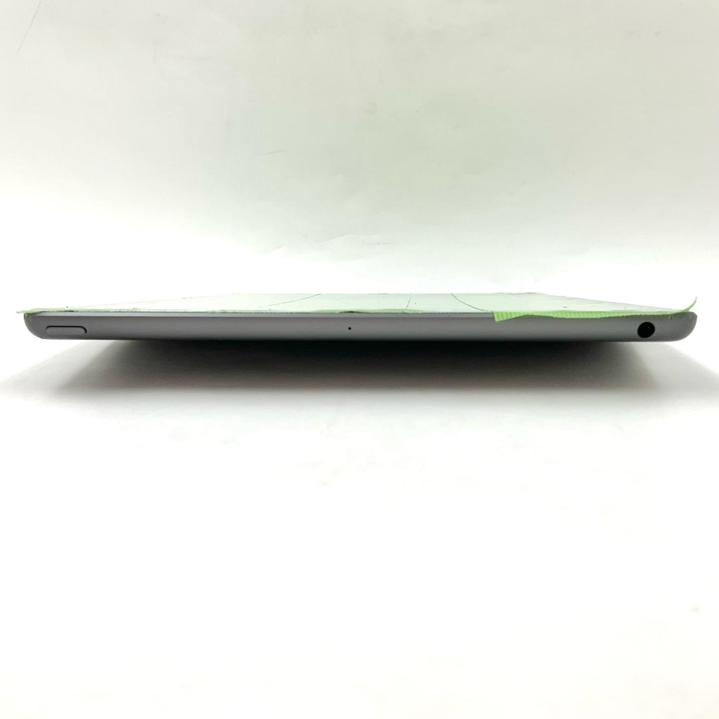 【最速発送】Apple iPad iPad 10.2インチ 第9世代 64GB スペースグレイ Wi-Fi【難有】