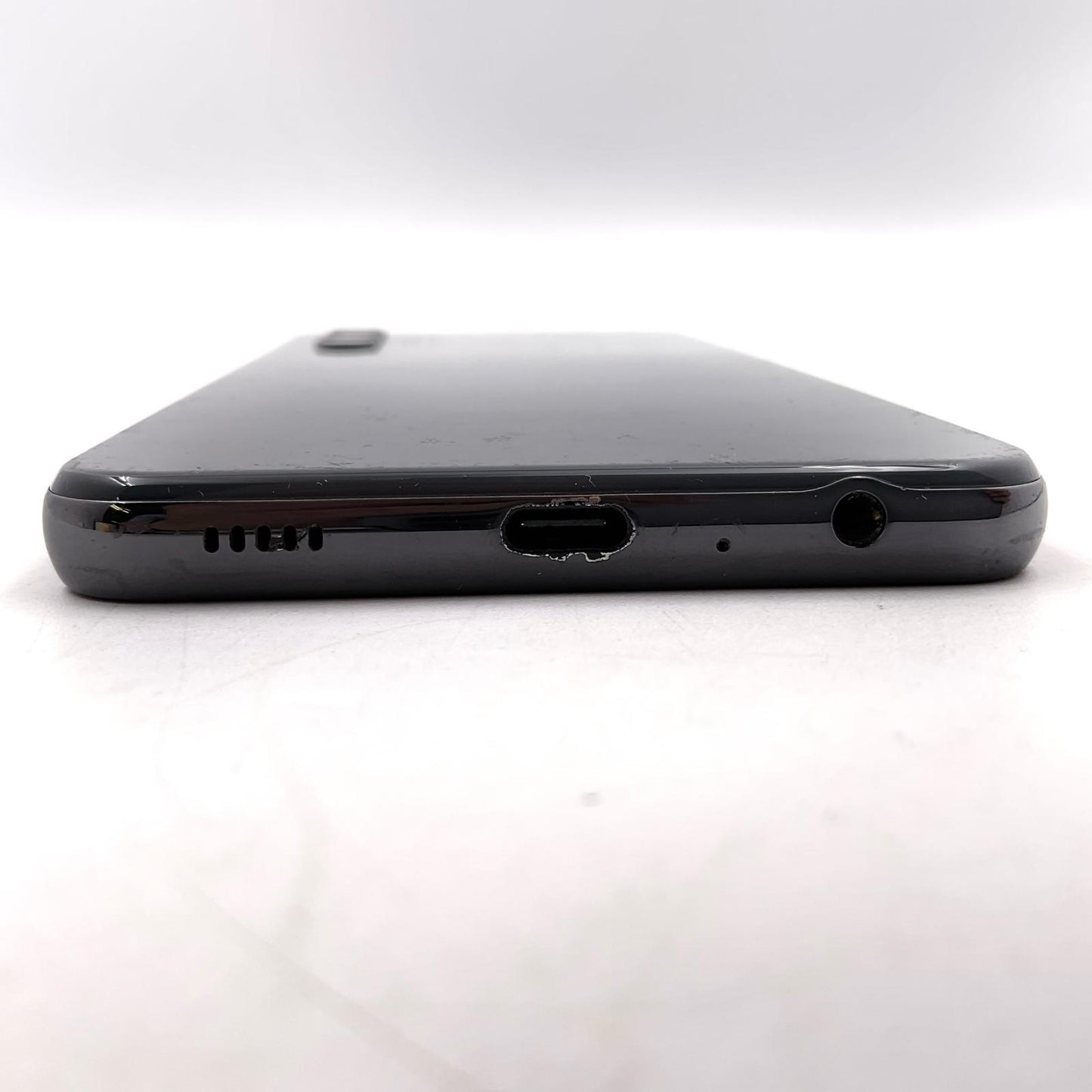 【全額返金保証】【最速発送】SAMSUNG Galaxy A32 5G 64GB オーサムブラック au SCG08 白ロム 動作確認済