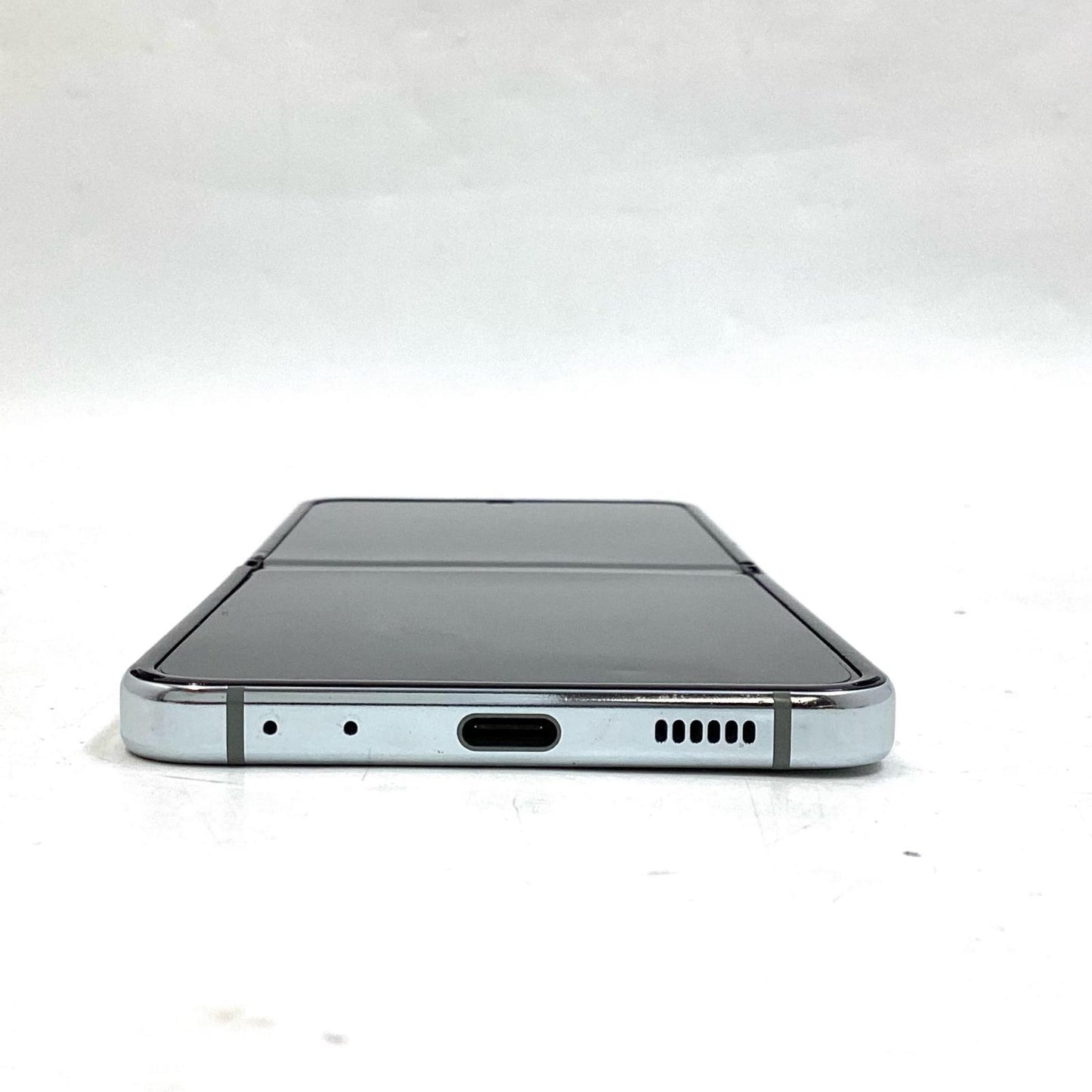 【最速発送】SAMSUNG Galaxy Z Flip 5 256GB 緑 docomo SIMフリー SC-54D 白ロム【難有】