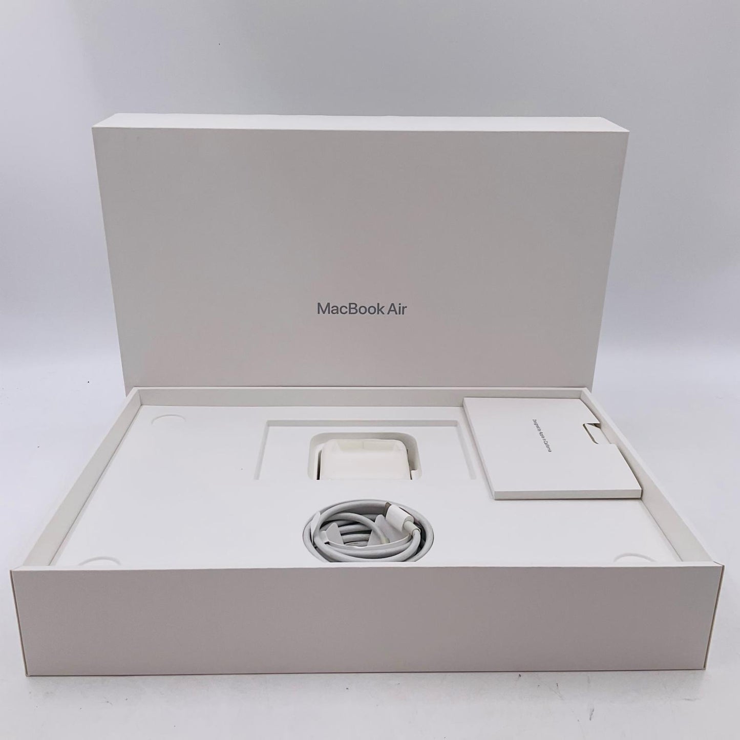 【全額返金保証】【最速発送】Apple MacBook Air 13インチ 2020 Apple M1 8GB 512GB シルバー 91% 美品 動作確認済