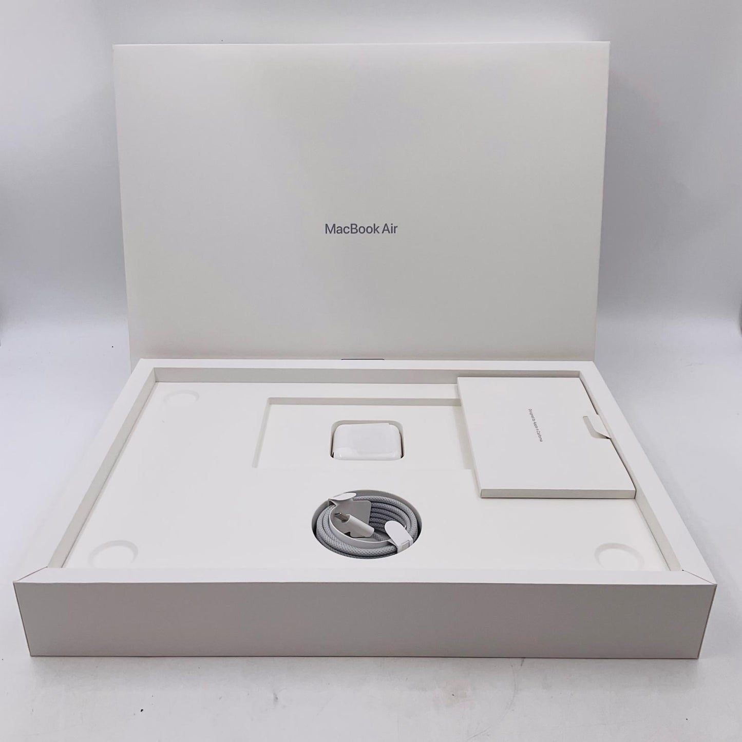 【全額返金保証】【最速発送】Apple MacBook Air 15インチ 2023 Apple M2 8GB 256GB スペースグレイ 94% 美品 動作確認済