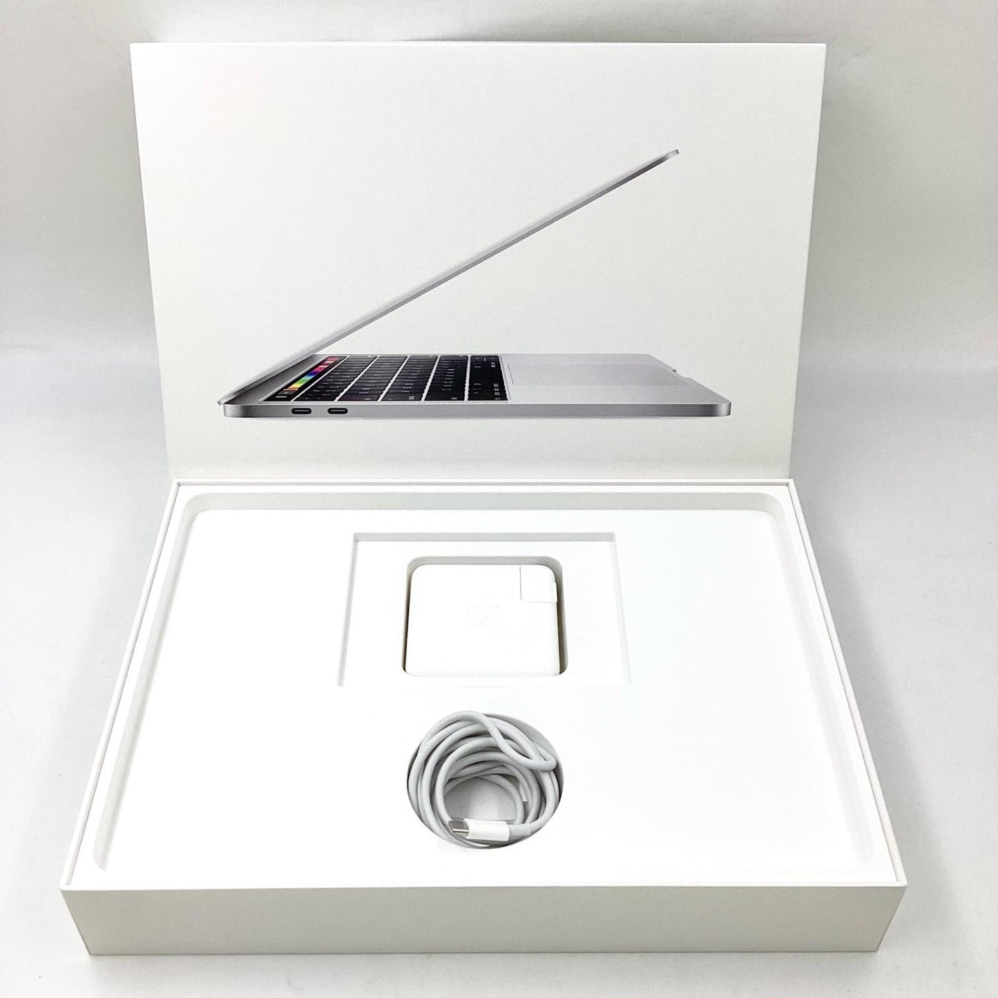 【全額返金保証】【最速発送】Apple MacBook Pro 13.3インチ 2019 Intel Core i5 2.4GHz 8GB 512GB シルバー 97.1% 美品 動作確認済