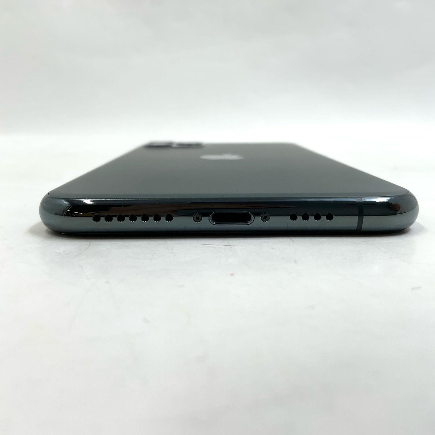 【全額返金保証】【最速発送】Apple iPhone iPhone 11 Pro Max 256GB グリーン docomo 白ロム 動作確認済 86%