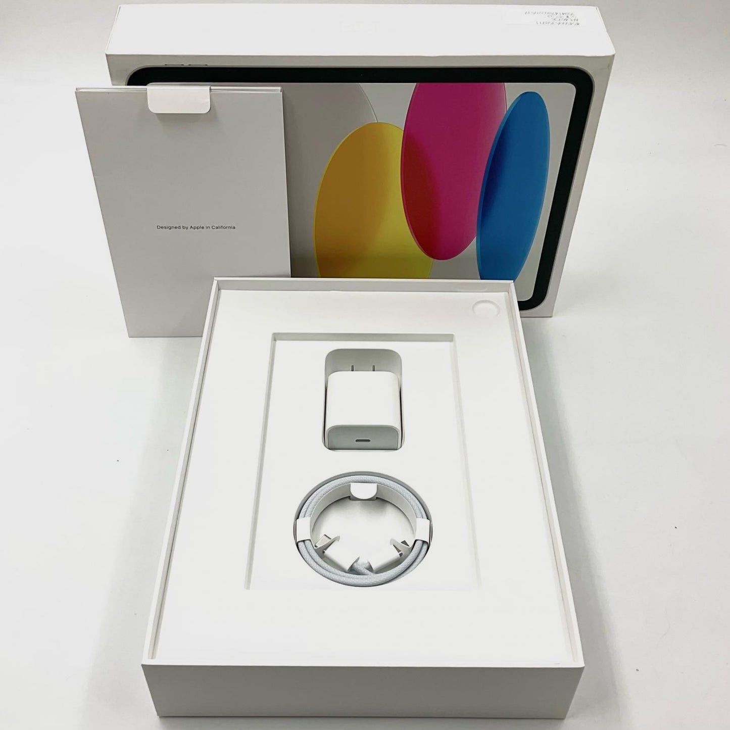 【全額返金保証】【最速発送】Apple iPad iPad 10.9インチ 第10世代 64GB シルバー WiFi+Cellular docomo 白ロム 美品 動作確認済