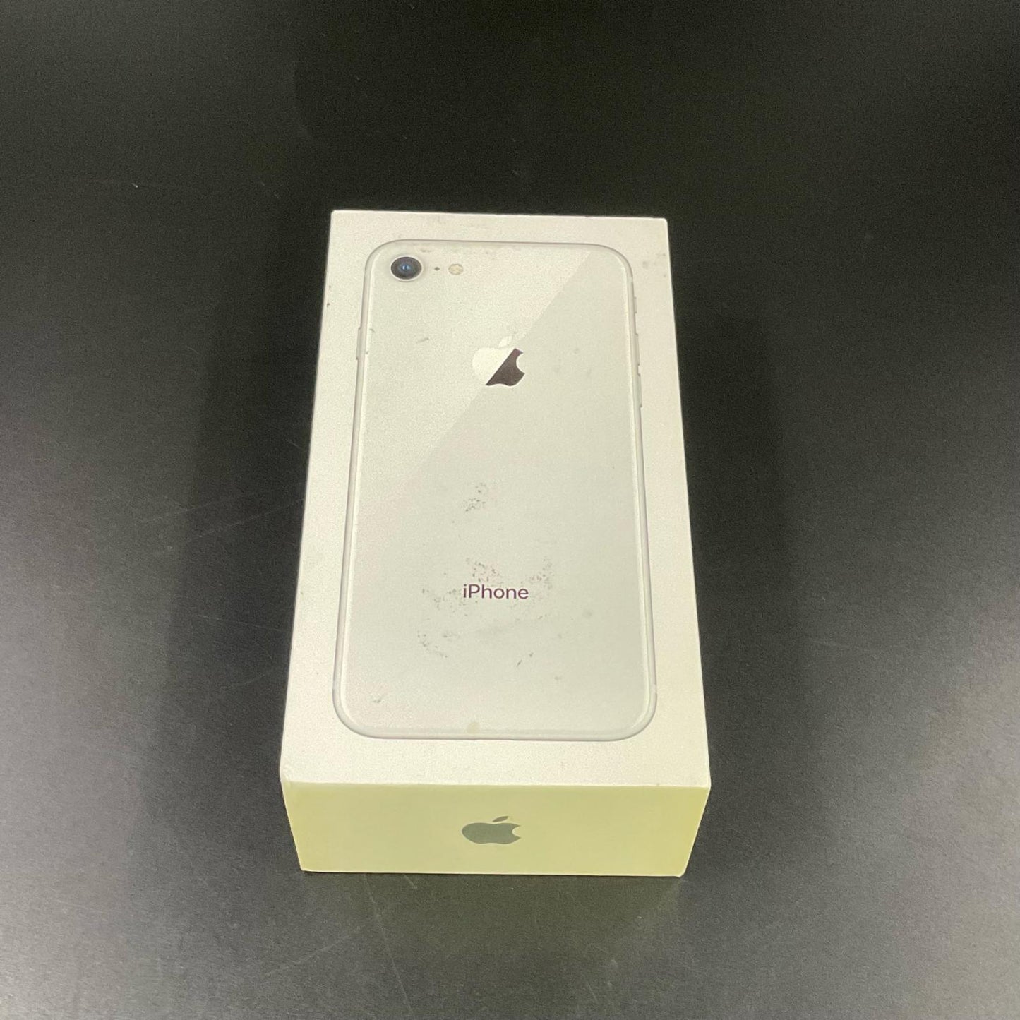 【最速発送】Apple iPhone iPhone 8 64GB シルバー Softbank 白ロム【難有】 86%