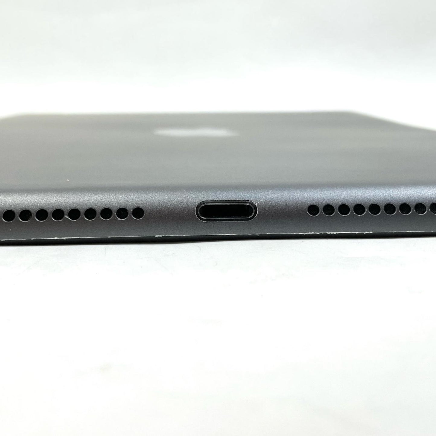 【全額返金保証】【最速発送】Apple iPad iPad 10.2インチ 第8世代 32GB スペースグレイ WiFi+Cellular au 白ロム 動作確認済