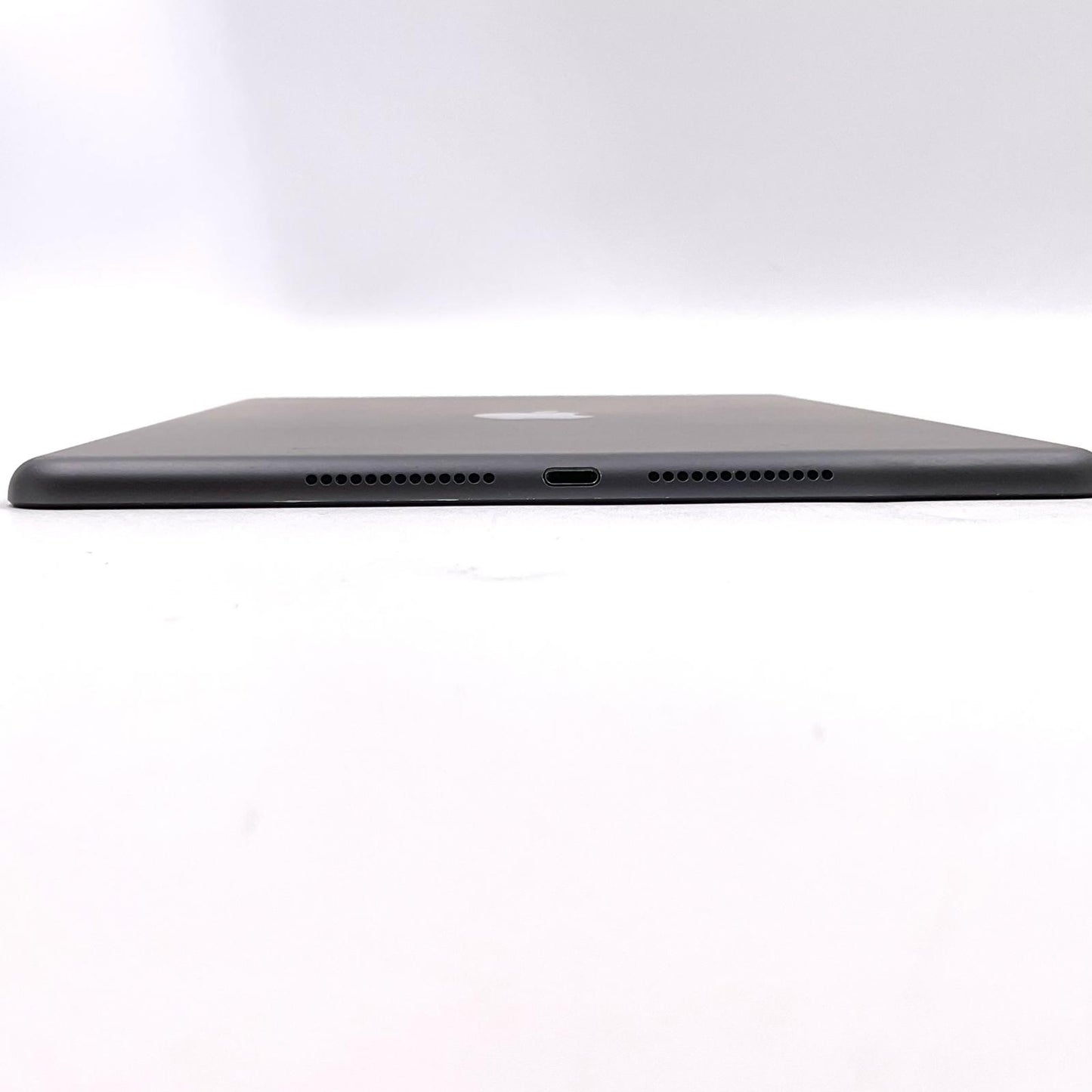 【最速発送】Apple iPad iPad 第9世代 Wi-Fi+Cellular 64GB スペースグレイ docomo SIMフリー 白ロム【難有】