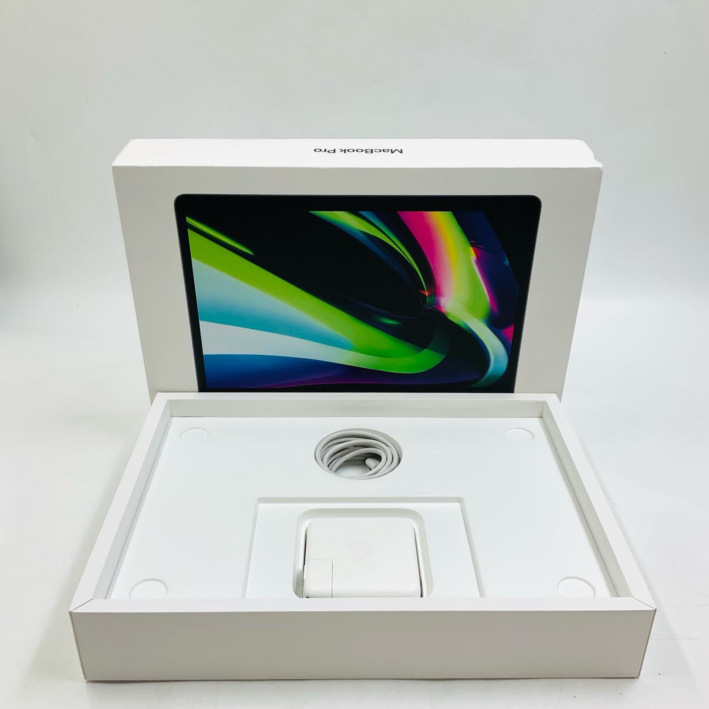 【全額返金保証】【最速発送】Apple MacBook Pro 13インチ 2022 Apple M2 8GB 256GB スペースグレイ 85% 美品 動作確認済