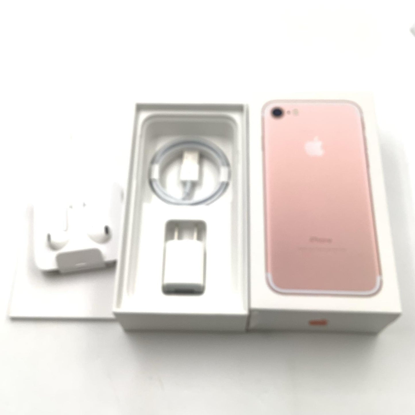 【全額返金保証】【最速発送】Apple iPhone iPhone 7 128GB ジェットブラック SIMフリー 白ロム 超美品 動作確認済 100%
