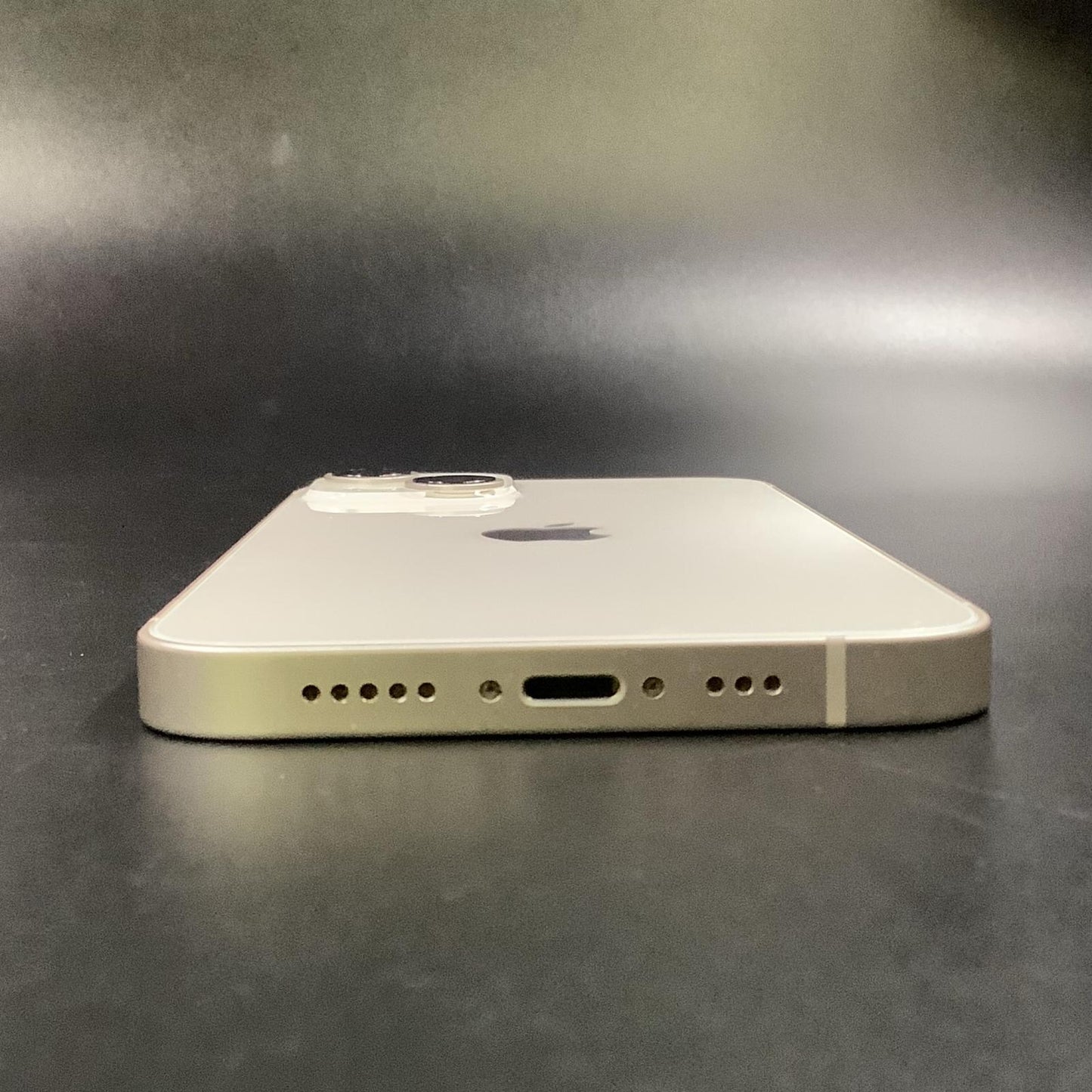 【全額返金保証】【最速発送】Apple iPhone iPhone 13 128GB スターライト Softbank 白ロム 美品 動作確認済 80%