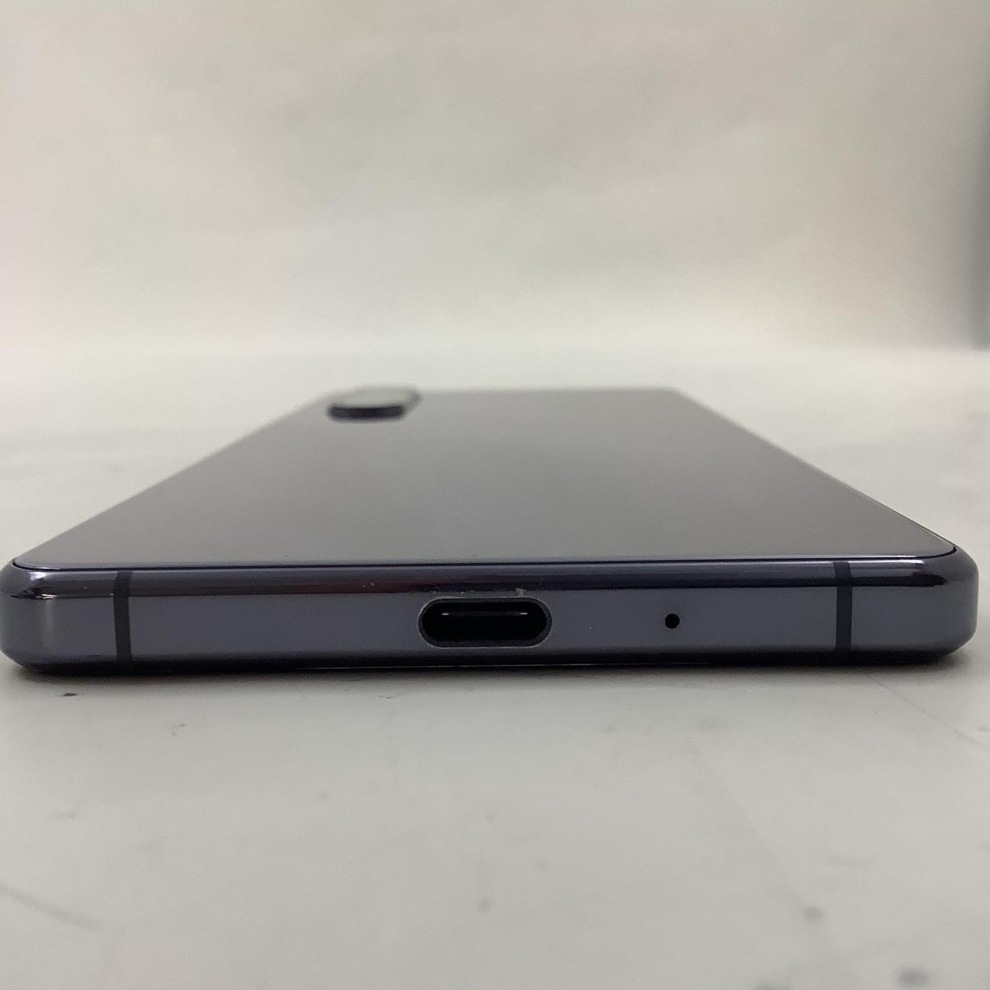 【全額返金保証】【最速発送】Sony Xperia 1 Ⅱ 128GB パープル docomo SO-51A 白ロム 動作確認済