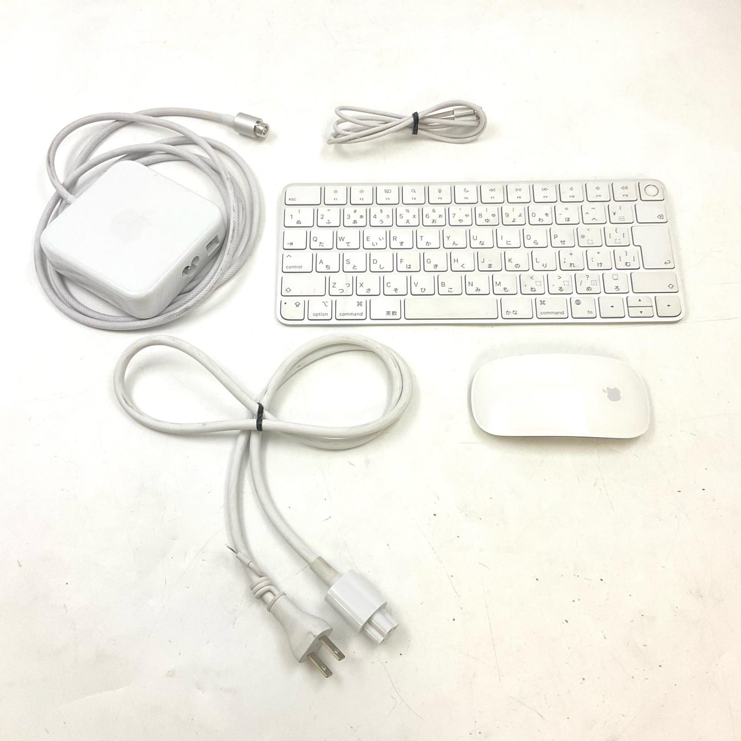 【全額返金保証】【最速発送】Apple iMac 24インチ M3 8コア 8GB 512GB シルバー 美品 動作確認済