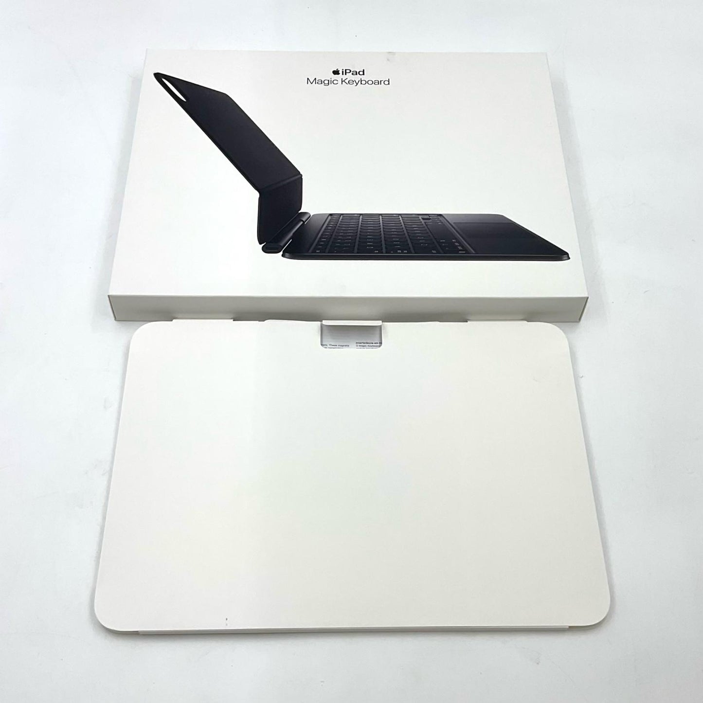 【全額返金保証】【最速発送】Apple Magic Keyboard 11インチ iPad Pro M4/M5 MWR23J/A 美品 動作確認済