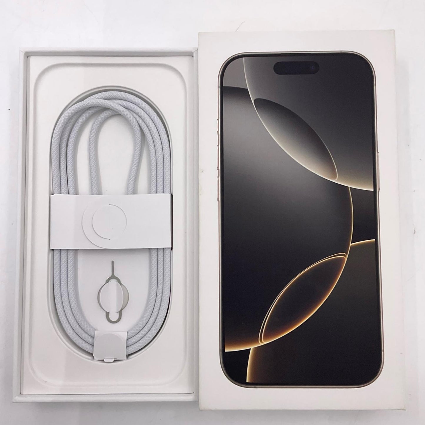 【全額返金保証】【最速発送】Apple iPhone iPhone 16 Pro 512GB ナチュラルチタニウム SIMフリー 白ロム 美品 動作確認済 86%