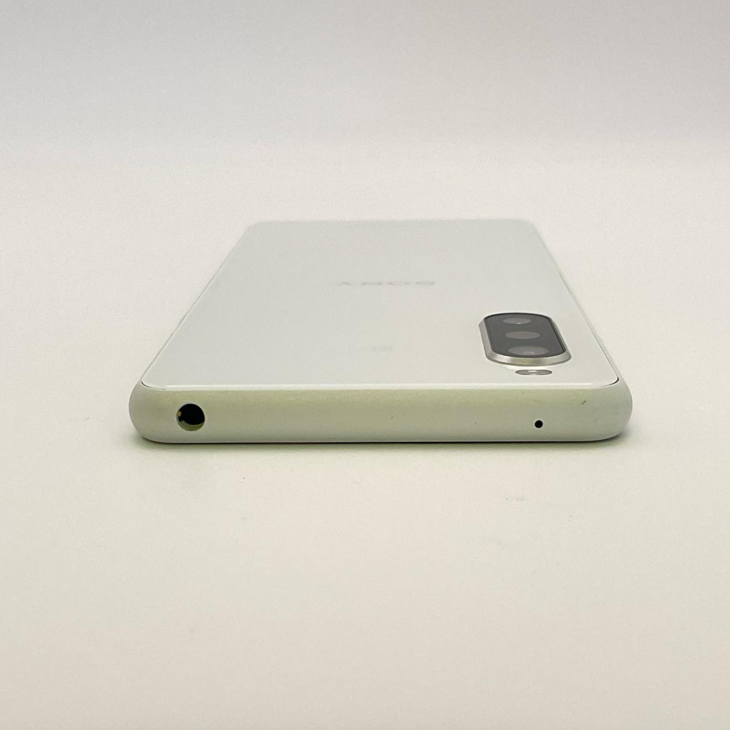 【全額返金保証】【最速発送】Sony Xperia 10 II 64GB ホワイト Softbank A001SO 白ロム 動作確認済