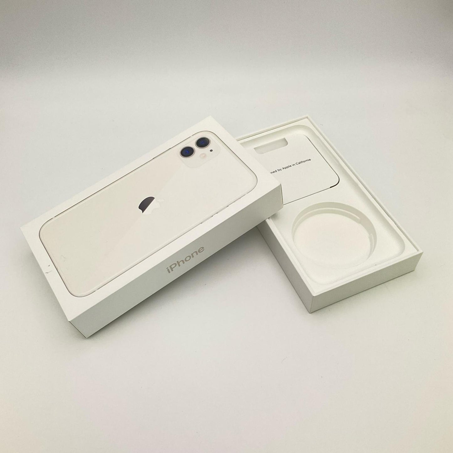 【全額返金保証】【最速発送】Apple iPhone iPhone 11 64GB ホワイト Softbank 白ロム 美品 動作確認済 89%
