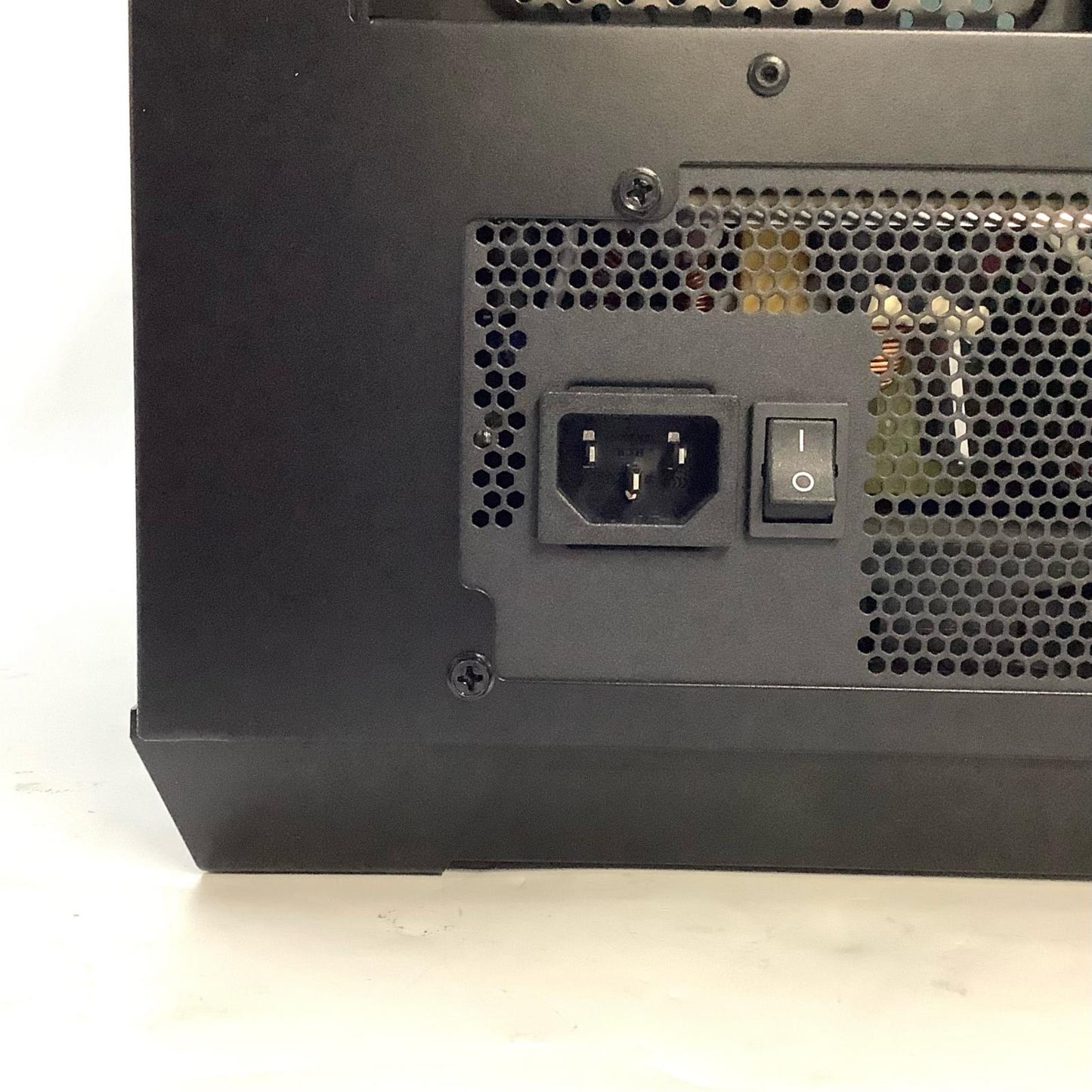 【全額返金保証】【最速発送】iiyama ミドルタワーゲーミングPC ILeDEs-RG7A-L137-RB9XR intel Core i7-13700 16GB M.2 SSD 1TB NVIDIA GeForce RTX 3060 美品 動作確認済