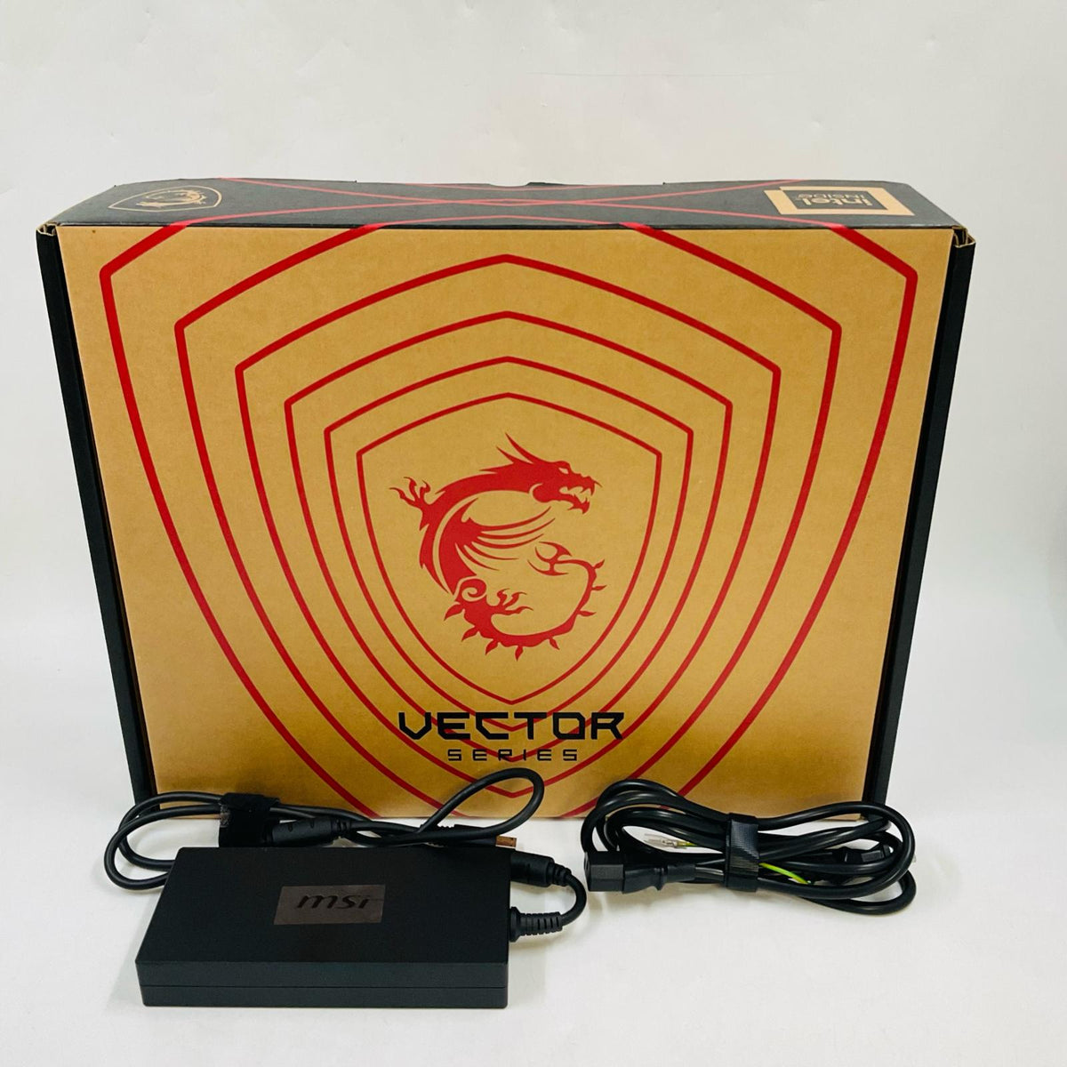 【全額返金保証】【最速発送】MSI Vector 17 HX A2XWJG Intel Core Ultra9 275HX 64GB M.2 SSD 1TB NVIDIA GeForce RTX 5090 Laptop 100% 超美品 動作確認済