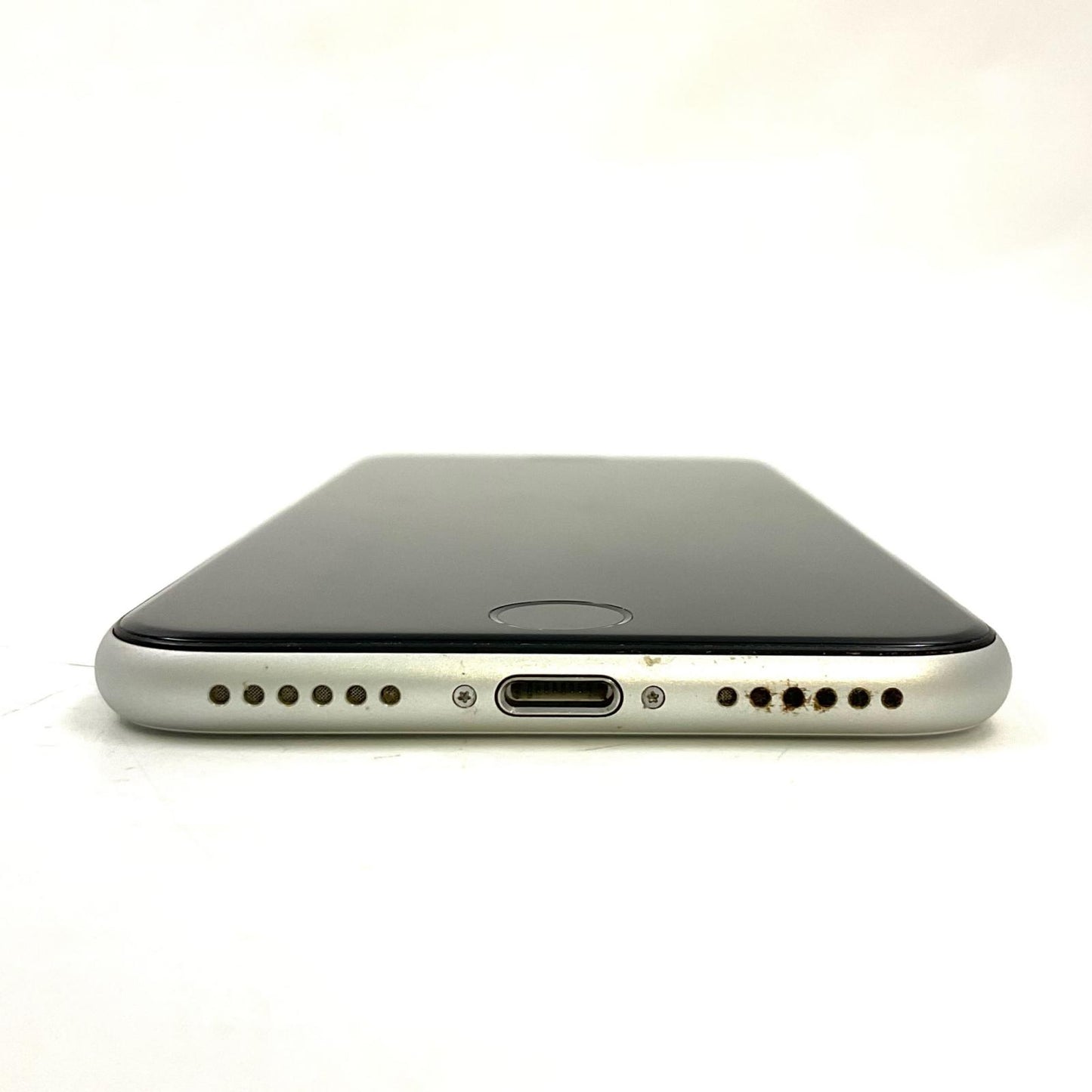 【全額返金保証】【最速発送】Apple iPhone iPhone SE(第2世代) 128GB ホワイト docomo SIMフリー 白ロム 動作確認済 83%