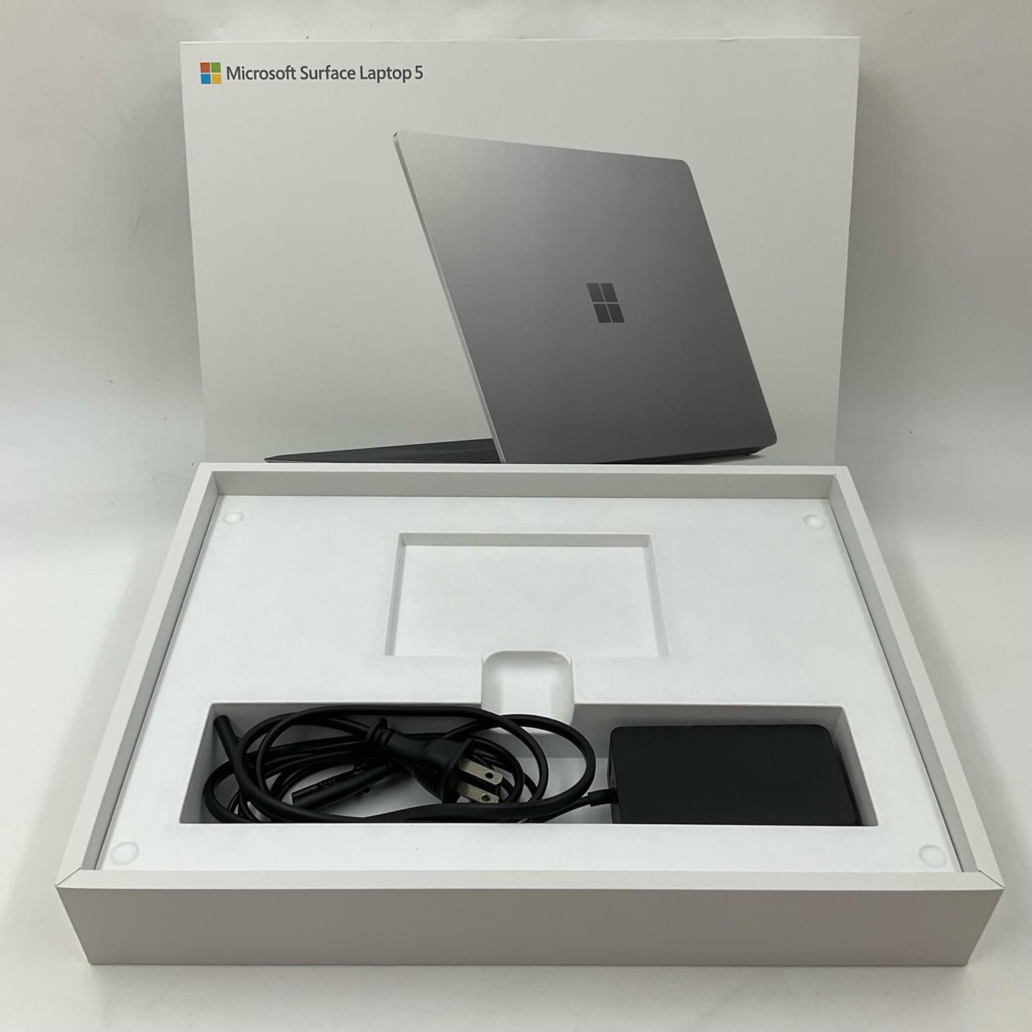 【全額返金保証】【最速発送】Microsoft Surface Laptop 5 QZI-00020 intel core i5-1235U 8GB M.2 SSD 256GB 84% 動作確認済