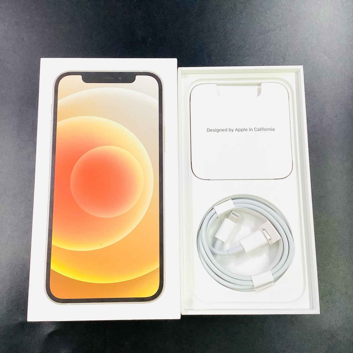 【全額返金保証】【最速発送】Apple iPhone iPhone 12 64GB ホワイト au SIMフリー 白ロム 動作確認済 76%