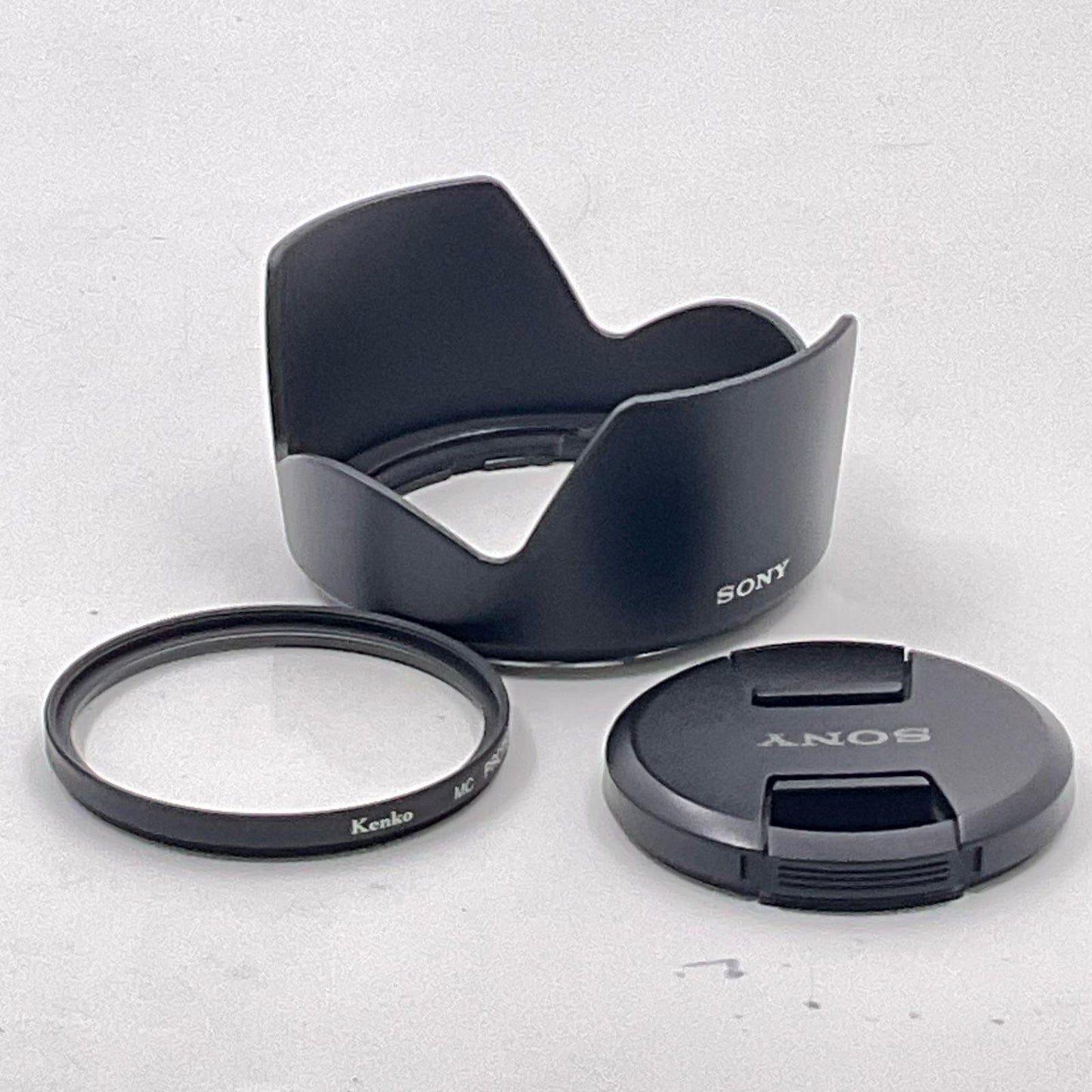 【全額返金保証】【最速発送】Sony E 18-135mm F3.5-5.6 OSS SEL18135 美品 動作確認済