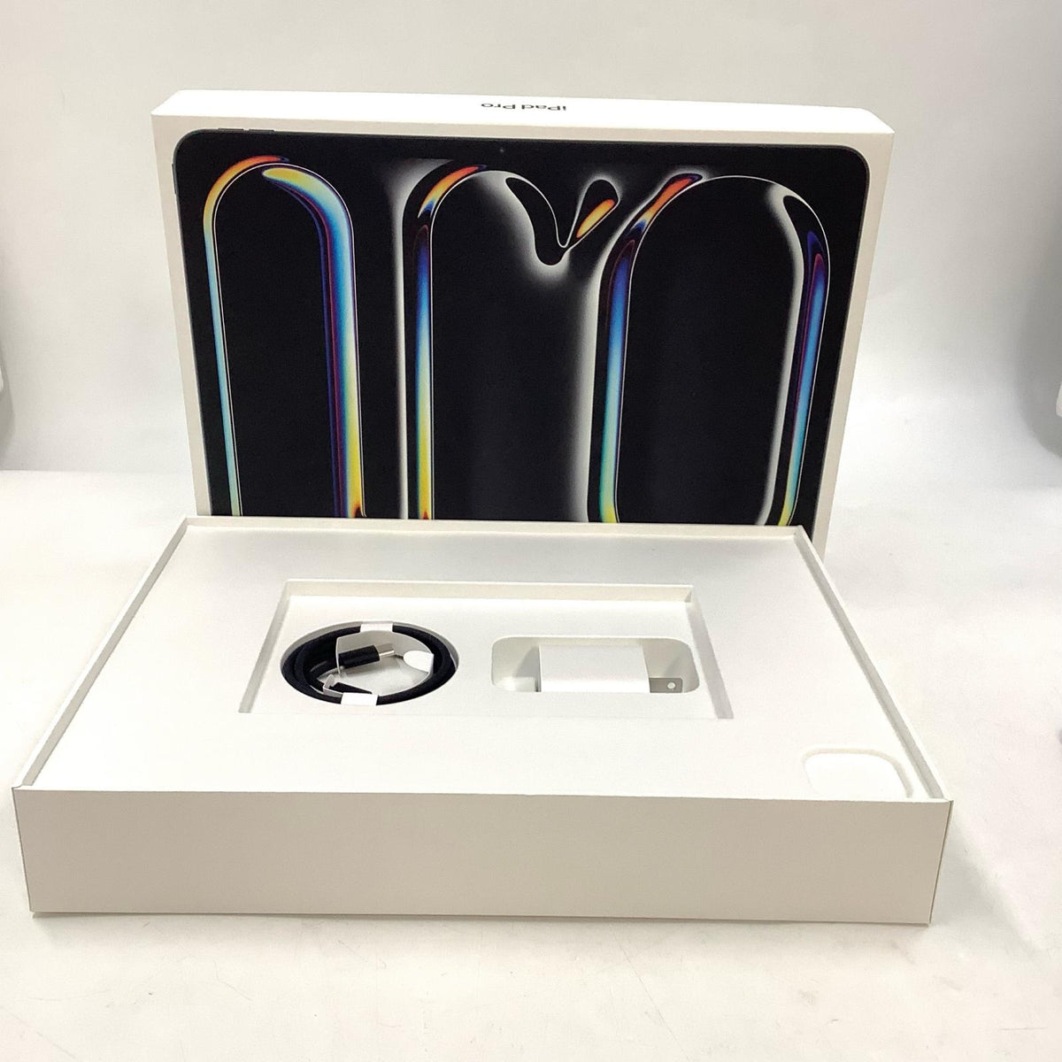 【全額返金保証】【最速発送】Apple iPad Pro M4 13インチ 第7世代 256GB スペースブラック Wi-Fi 美品 動作確認済