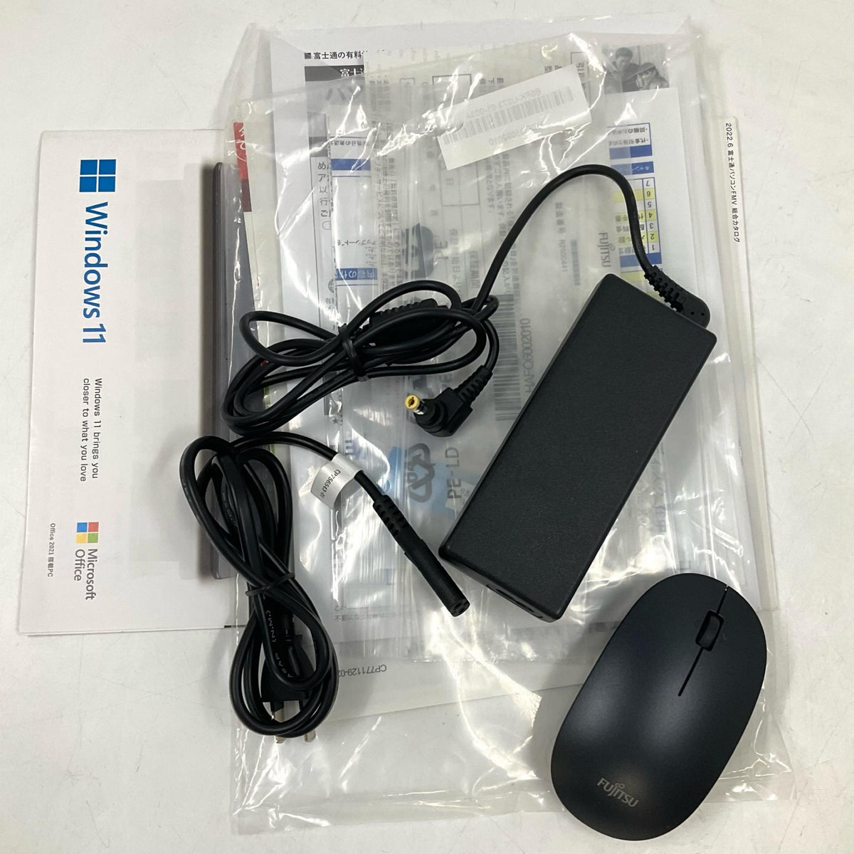 【全額返金保証】【最速発送】FUJITSU LIFEBOOK FMVA53G2L i7-1260P 32GB M.2 SSD 512GB 88.8% 美品 動作確認済