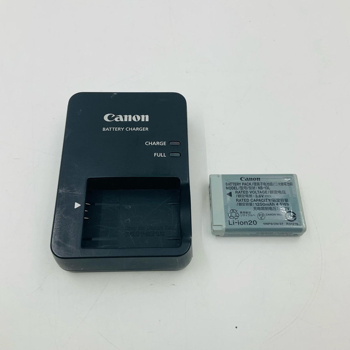 【全額返金保証】【最速発送】Canon コンパクトデジタルカメラ PowerShot SX730 HS シルバー 美品 動作確認済