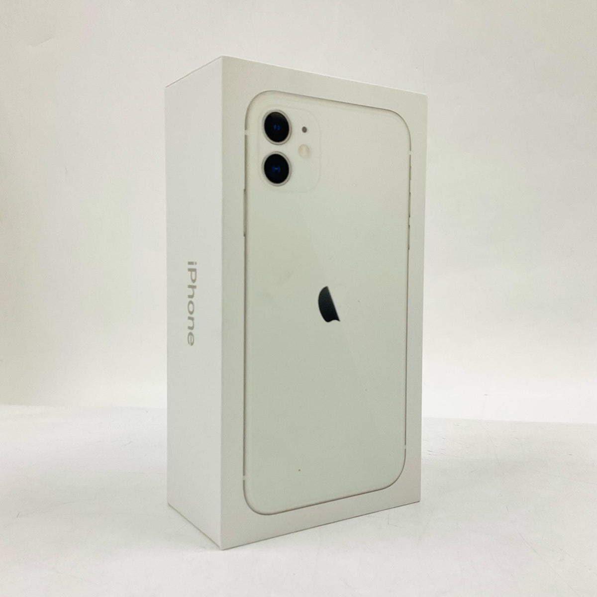 【全額返金保証】【最速発送】Apple iPhone iPhone 11 128GB ホワイト au SIMフリー 白ロム 超美品 動作確認済 100%