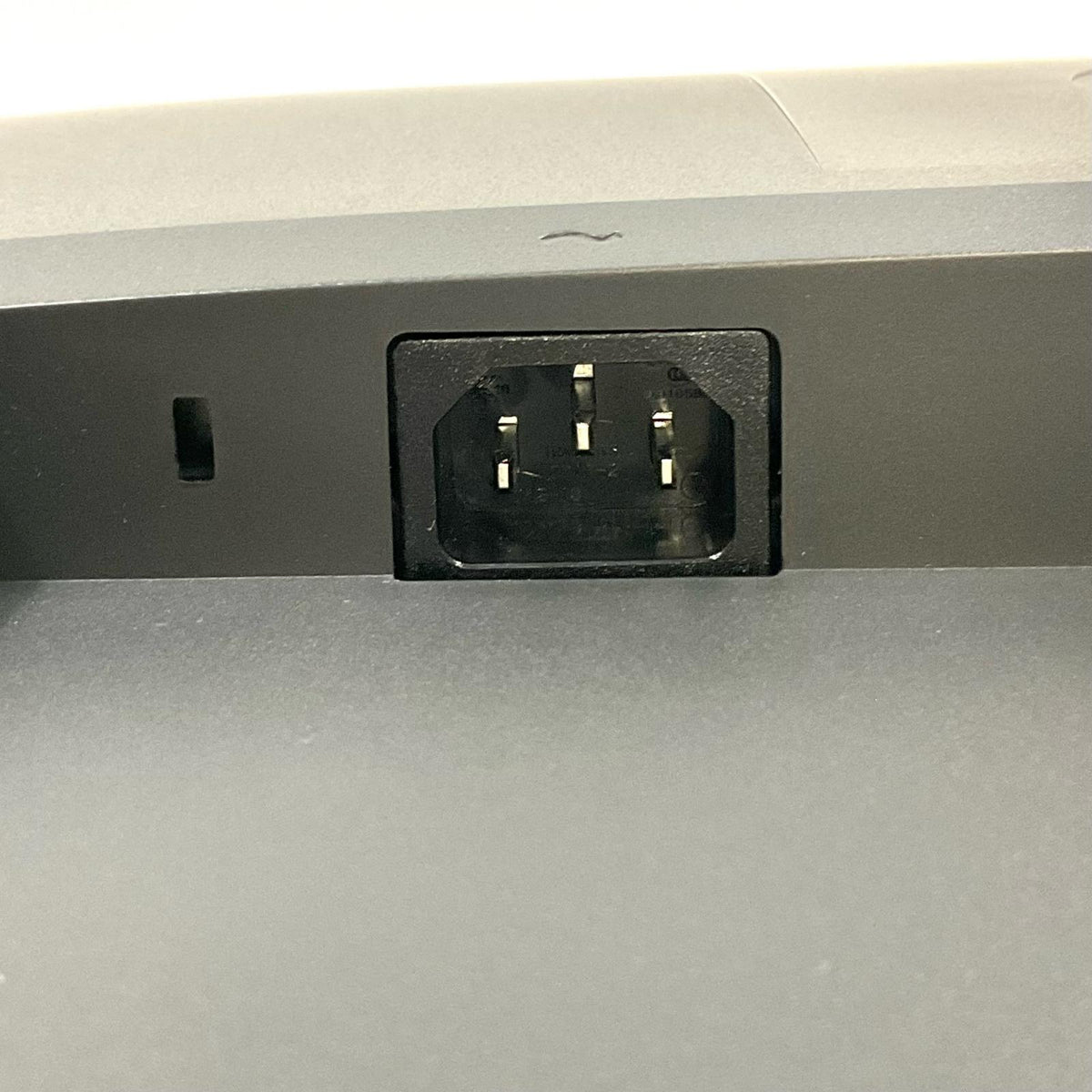 【全額返金保証】【最速発送】DELL P2722HE 27インチ 美品 動作確認済