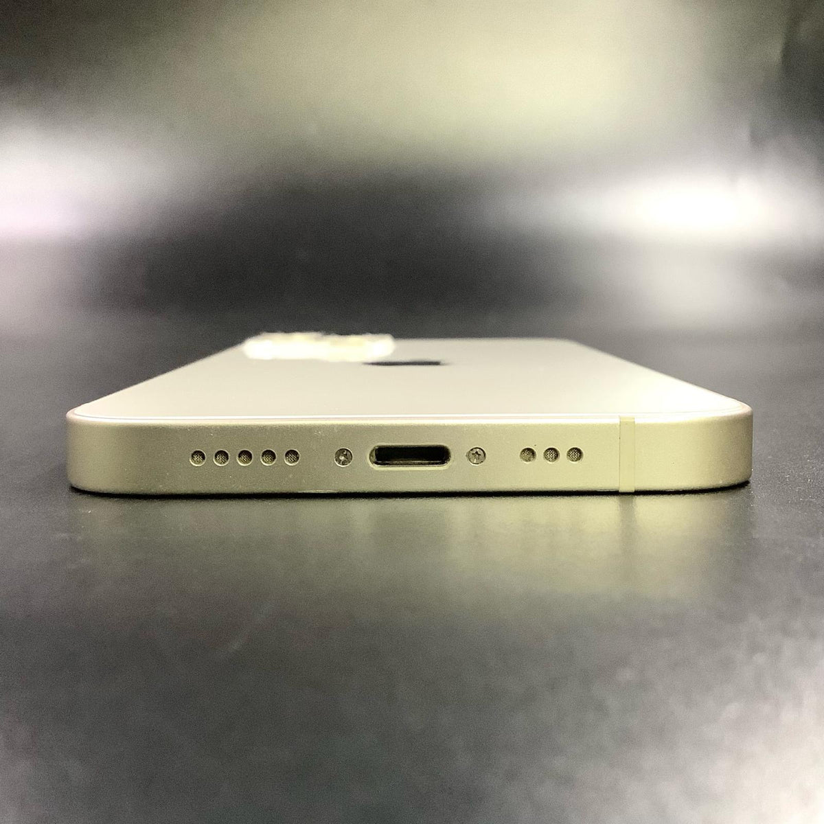 【全額返金保証】【最速発送】Apple iPhone iPhone 13 128GB スターライト SIMフリー 美品 動作確認済 81%