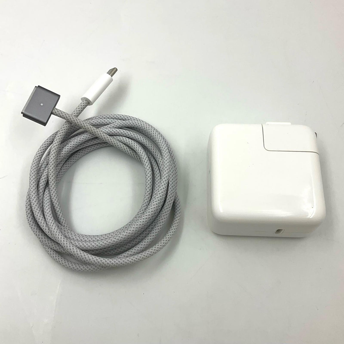 【全額返金保証】【最速発送】Apple MacBook Air Air 13.6インチ 2022 Apple M2 16GB 256GB スペースグレイ 100% 美品 動作確認済