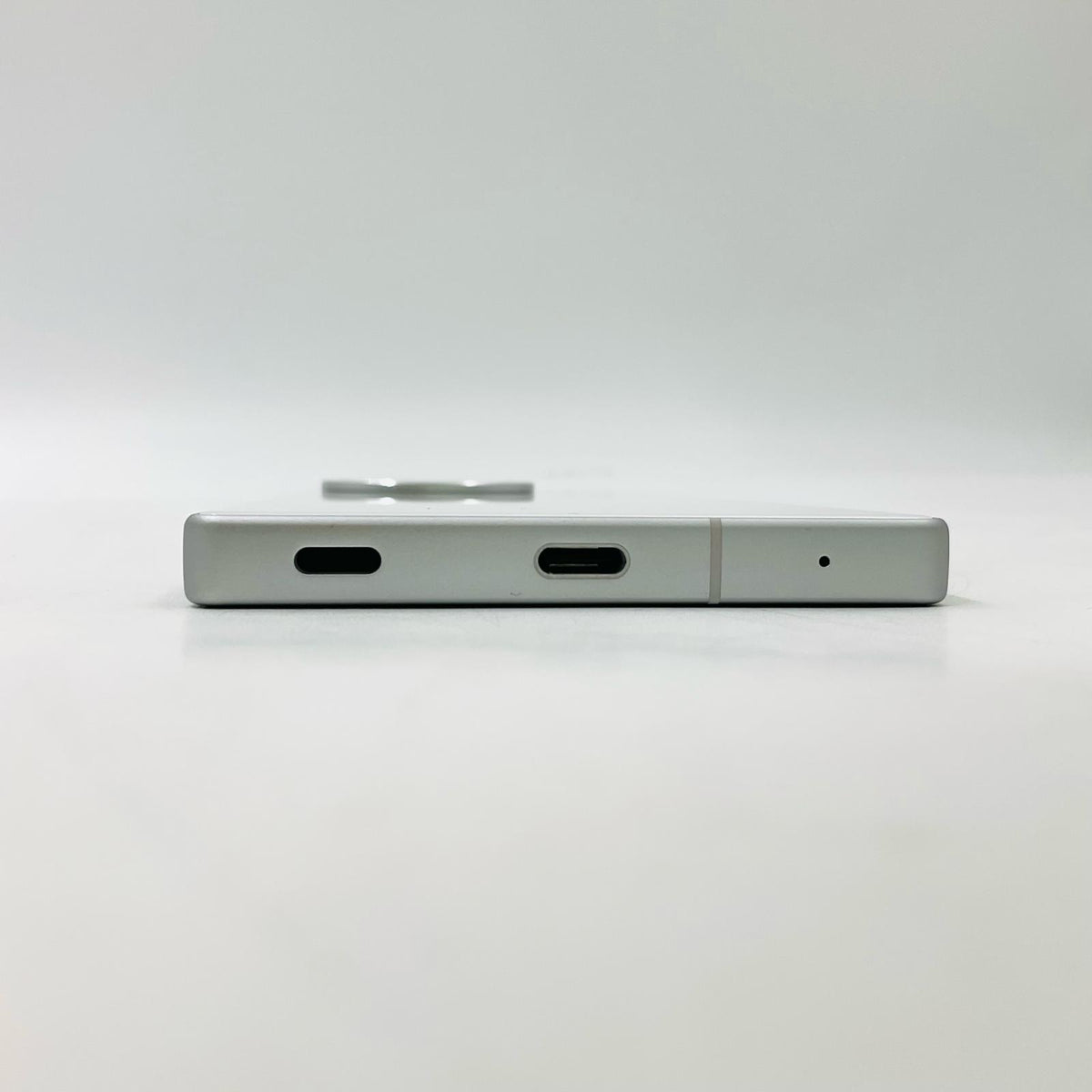 【全額返金保証】【最速発送】SHARP AQUOS R9 256GB アクオスホワイト Softbank SIMフリー A401SH 白ロム 超美品 動作確認済