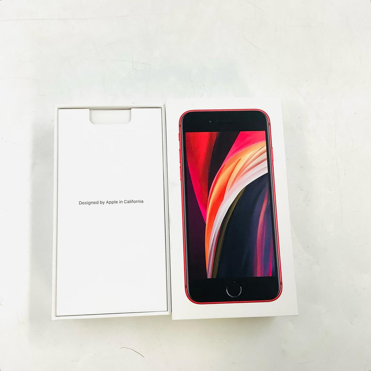 【全額返金保証】【最速発送】Apple iPhone iPhone SE(第2世代) 64GB (PRODUCT)RED SIMフリー 白ロム 動作確認済 74%