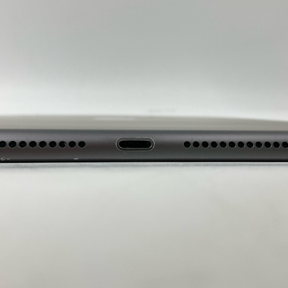 【全額返金保証】【最速発送】Apple iPad iPad 10.2インチ 第7世代 32GB スペースグレイ WiFi+Cellular Softbank 白ロム 美品 動作確認済
