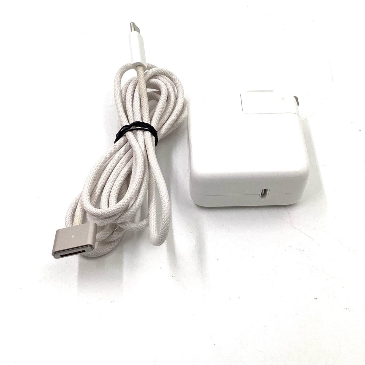 【全額返金保証】【最速発送】Apple MacBook Air 13.6インチ 2024 Apple M3 16GB 256GB スターライト 100% 超美品 動作確認済
