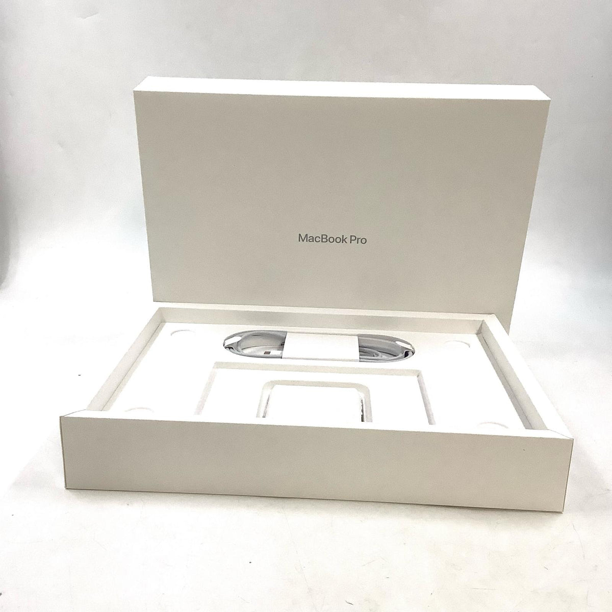 【全額返金保証】【最速発送】Apple MacBook Pro 14インチ 2021 Apple M1 Pro 16GB SSD 512GB スペースグレイ 96% 超美品 動作確認済